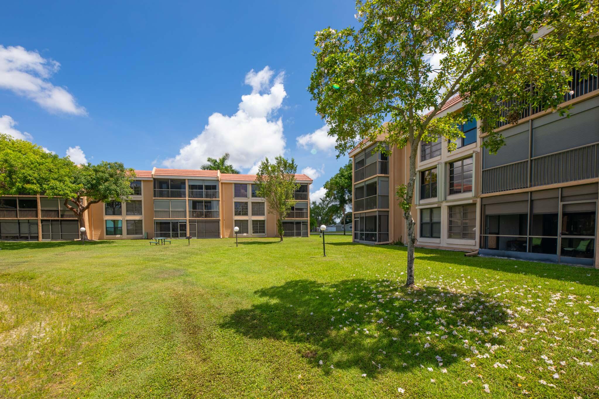 CORAL GATE - Residential
