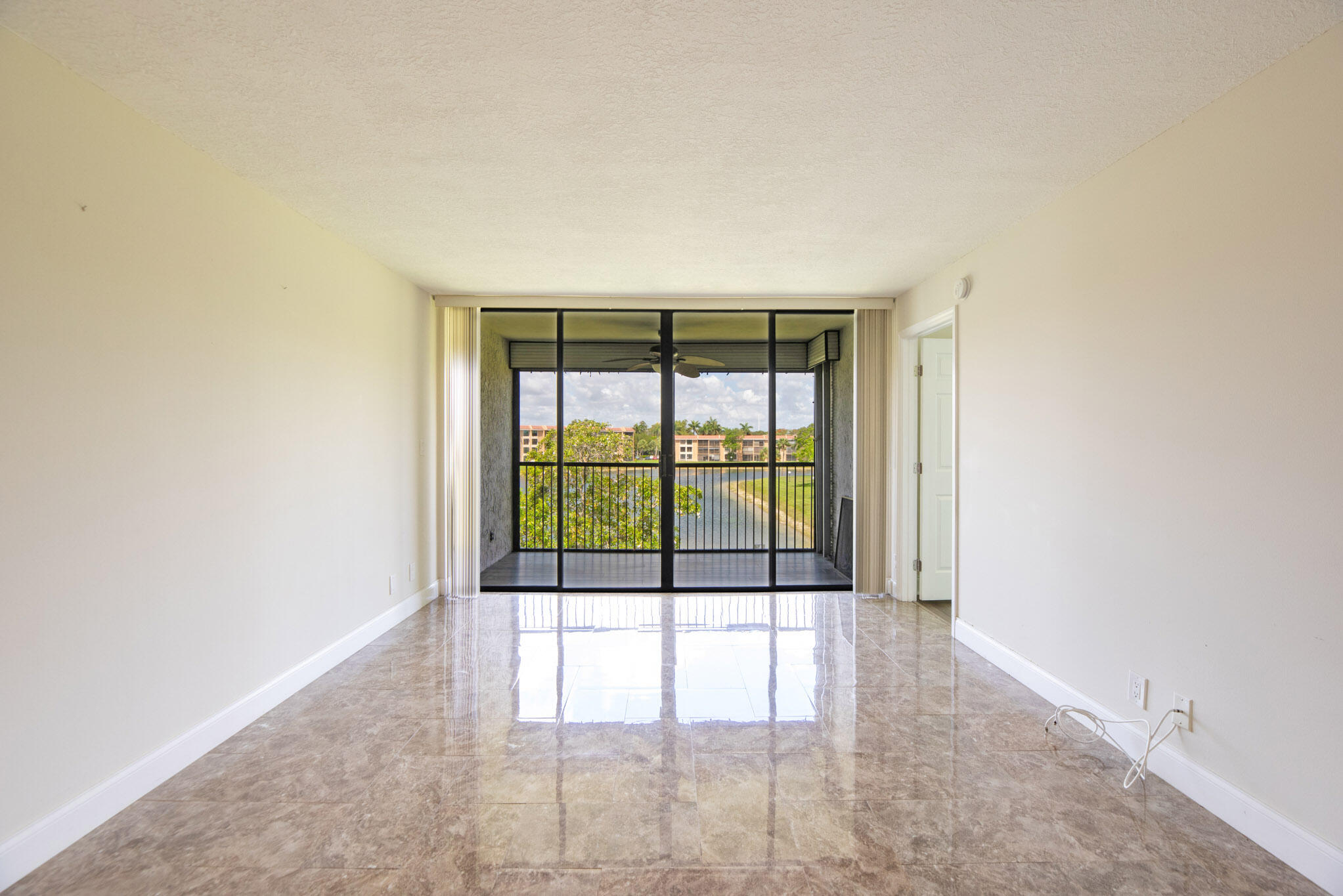 CORAL GATE - Residential