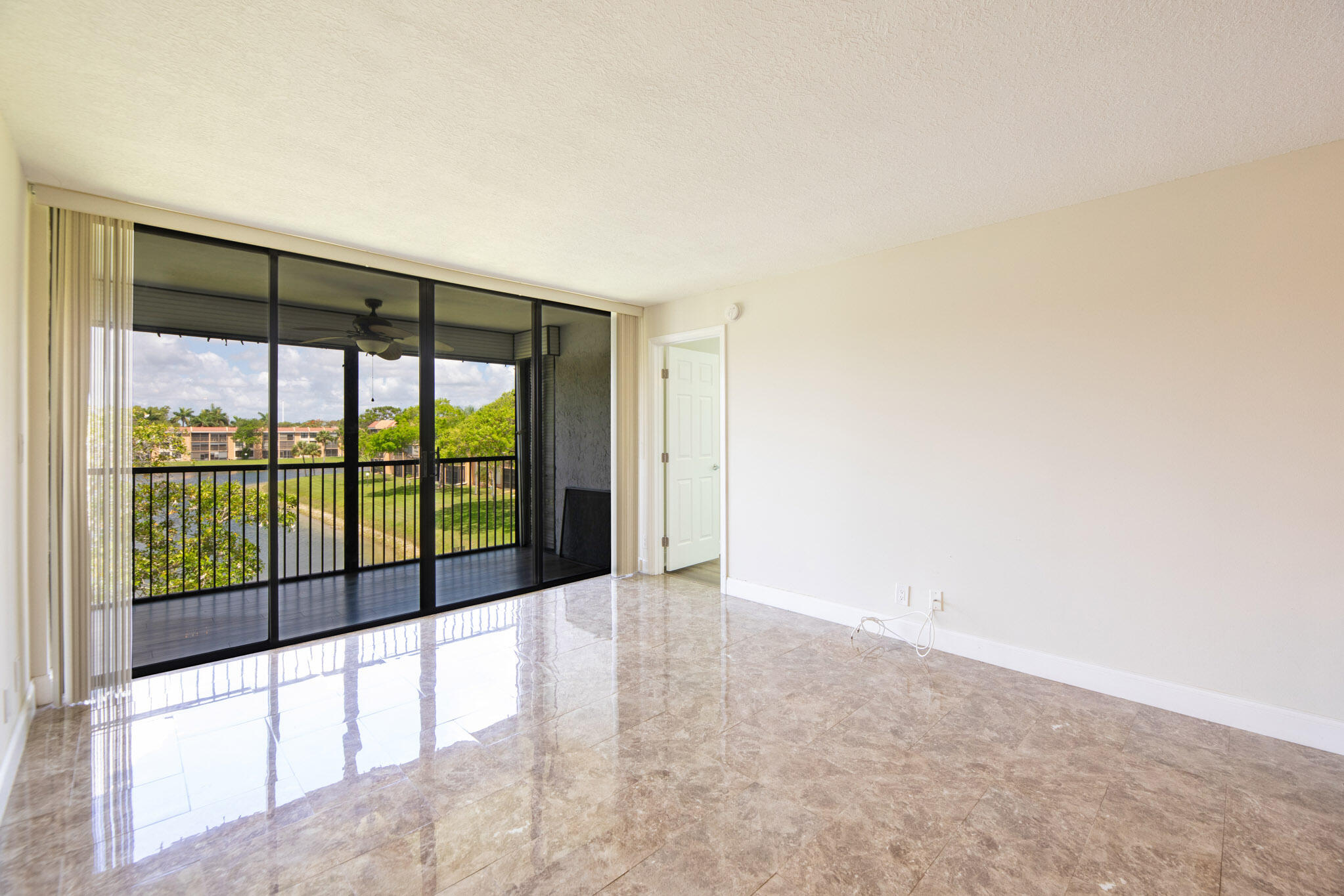 CORAL GATE - Residential