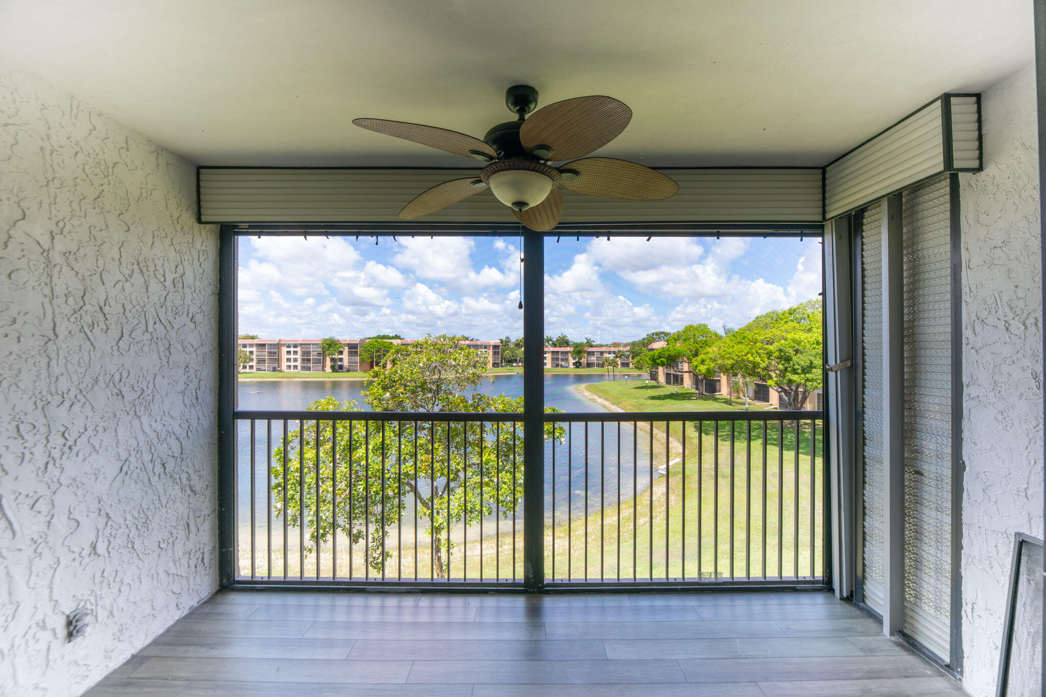 CORAL GATE - Residential