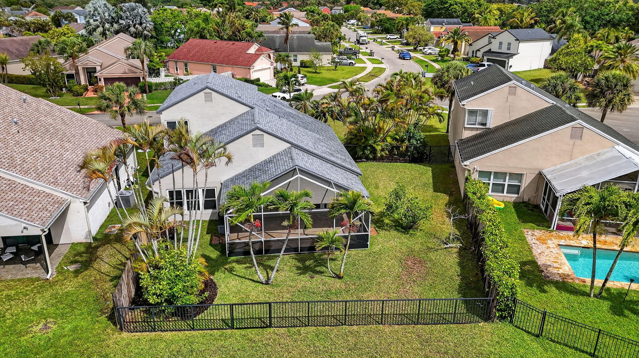 BOCA WINDS PAR F - Residential