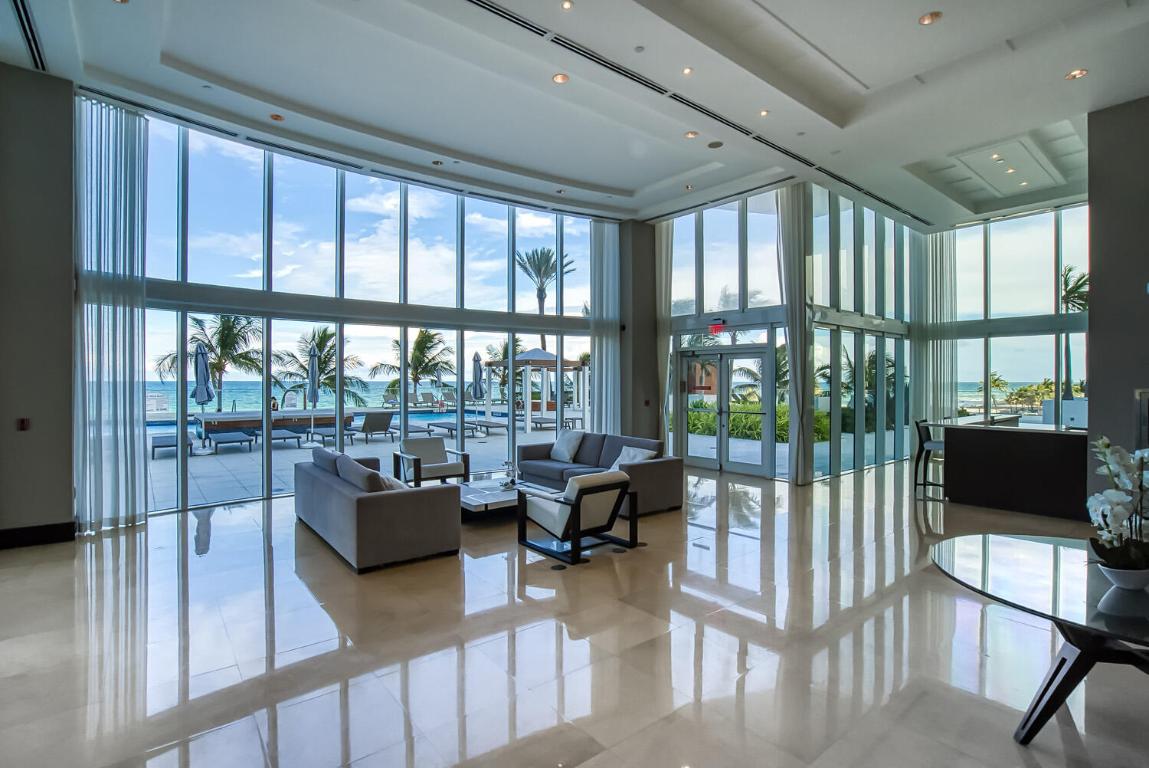 OCEAN THREE - Residential