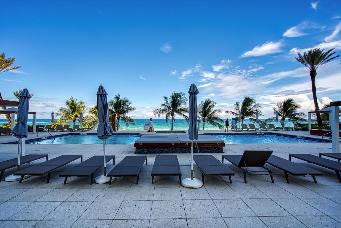 OCEAN THREE - Residential