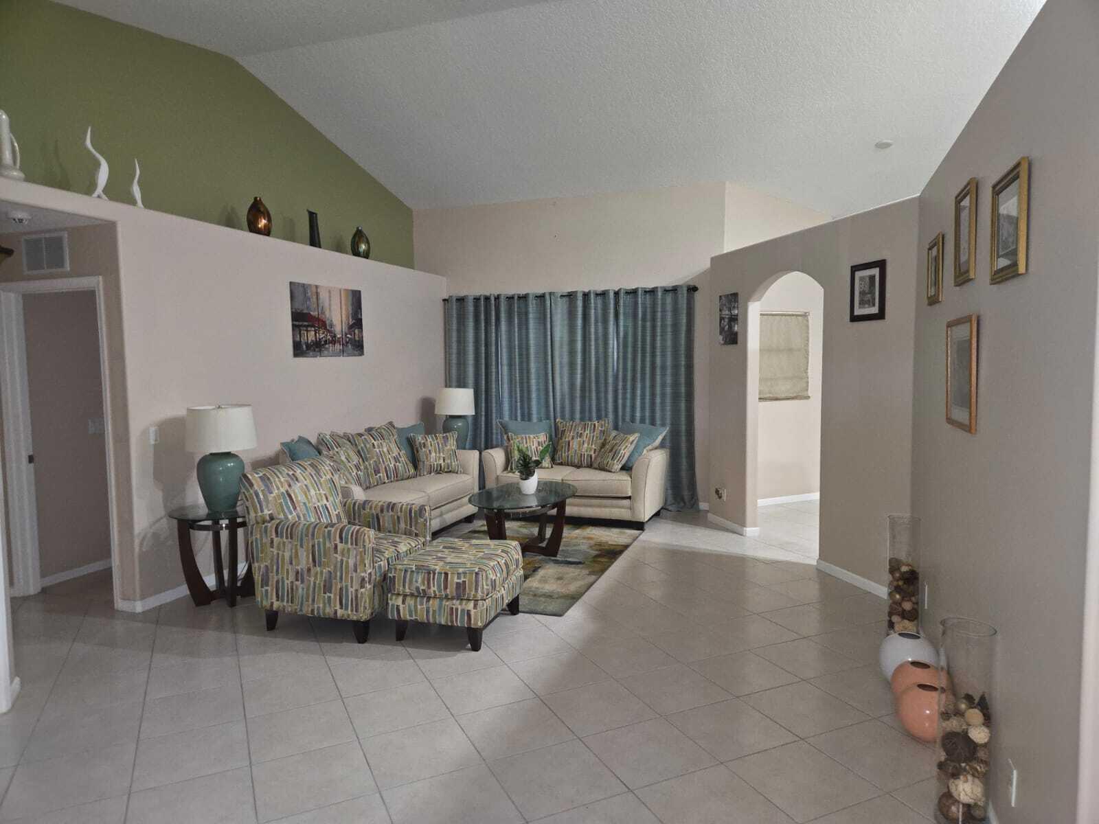 PORT ST LUCIE SECTION 44 - Residential
