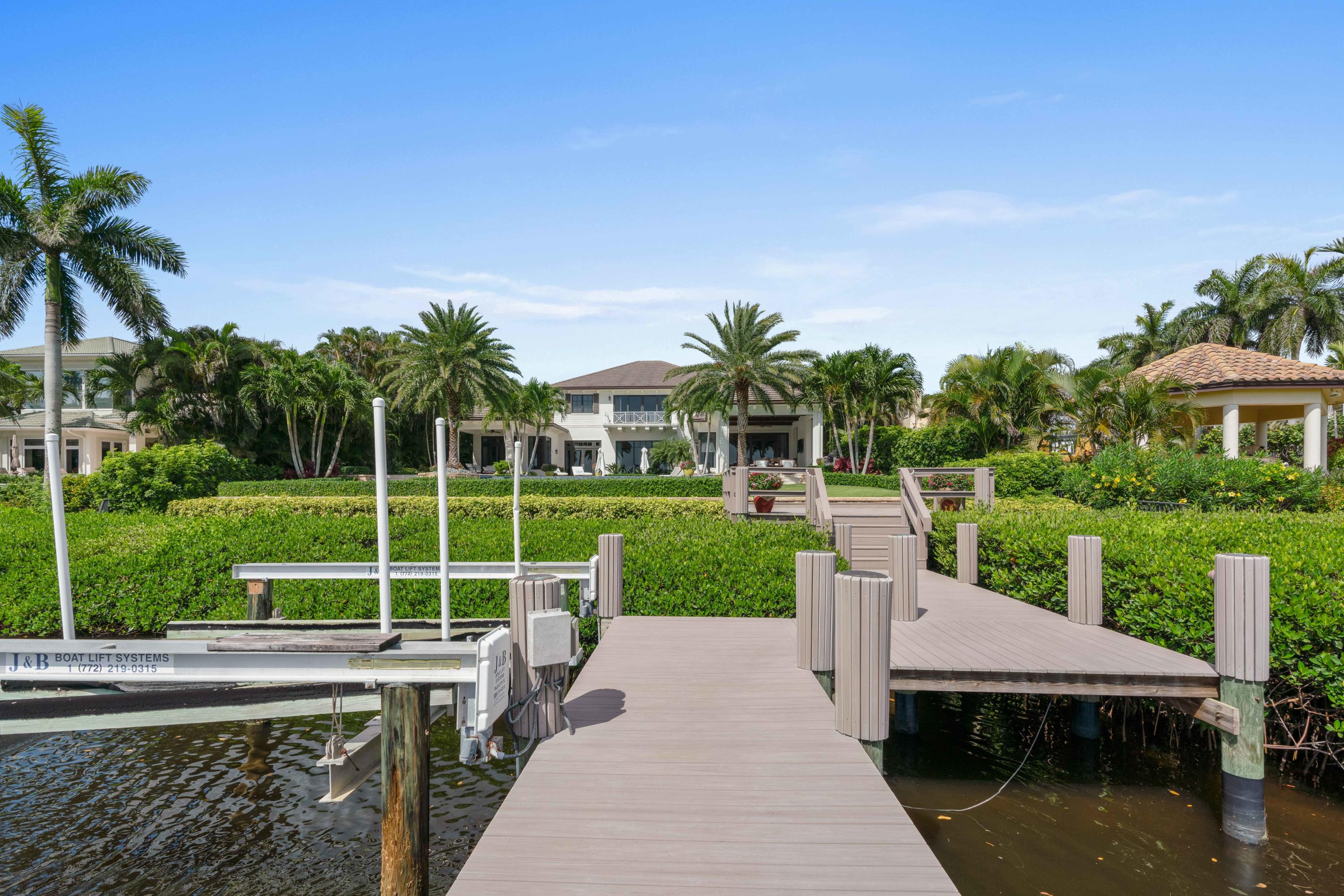 Admirals Cove - Residential