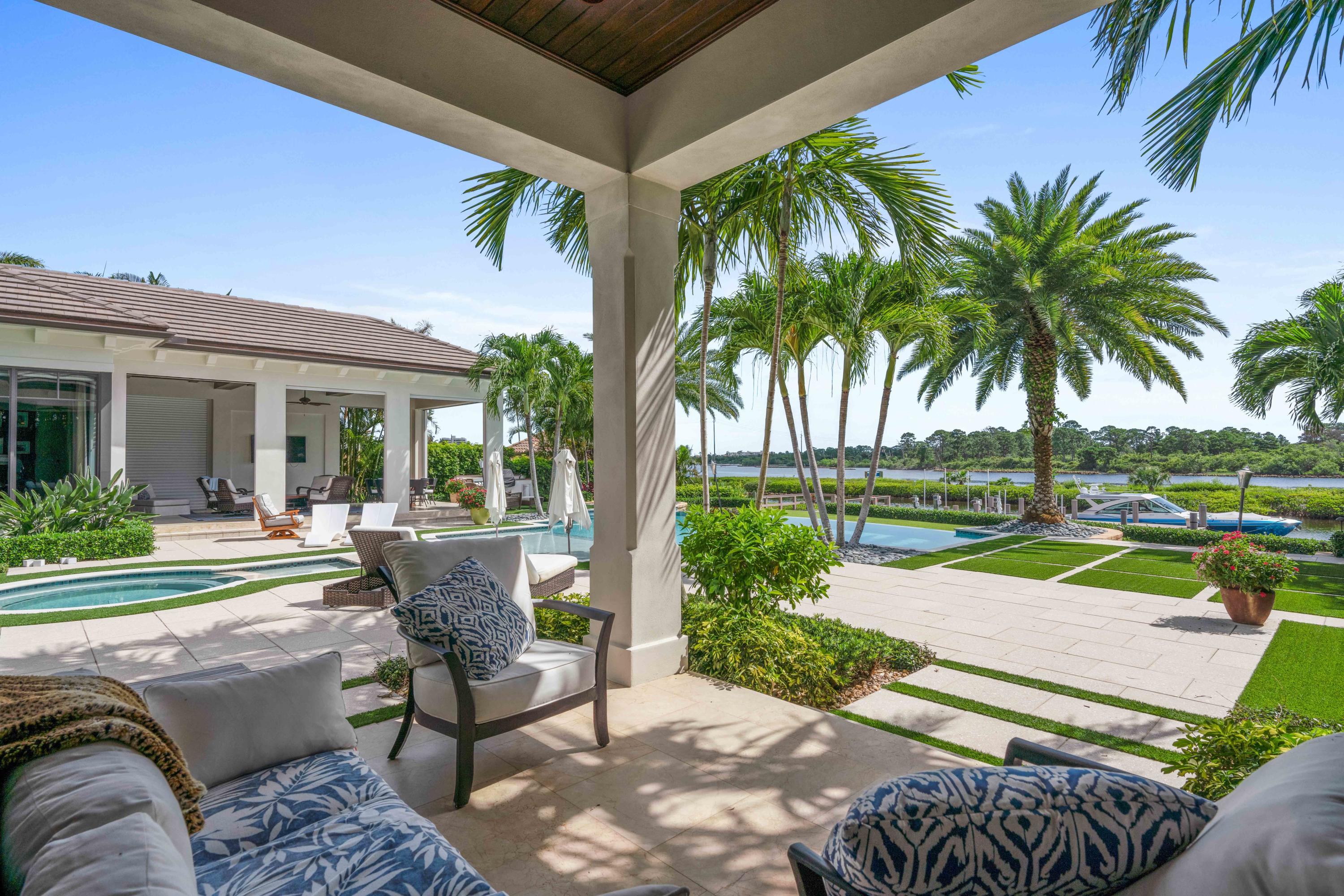 Admirals Cove - Residential