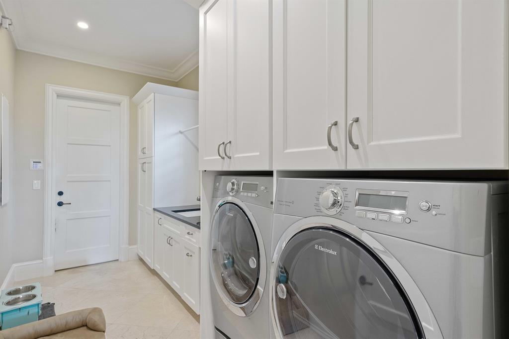 Admirals Cove - Residential
