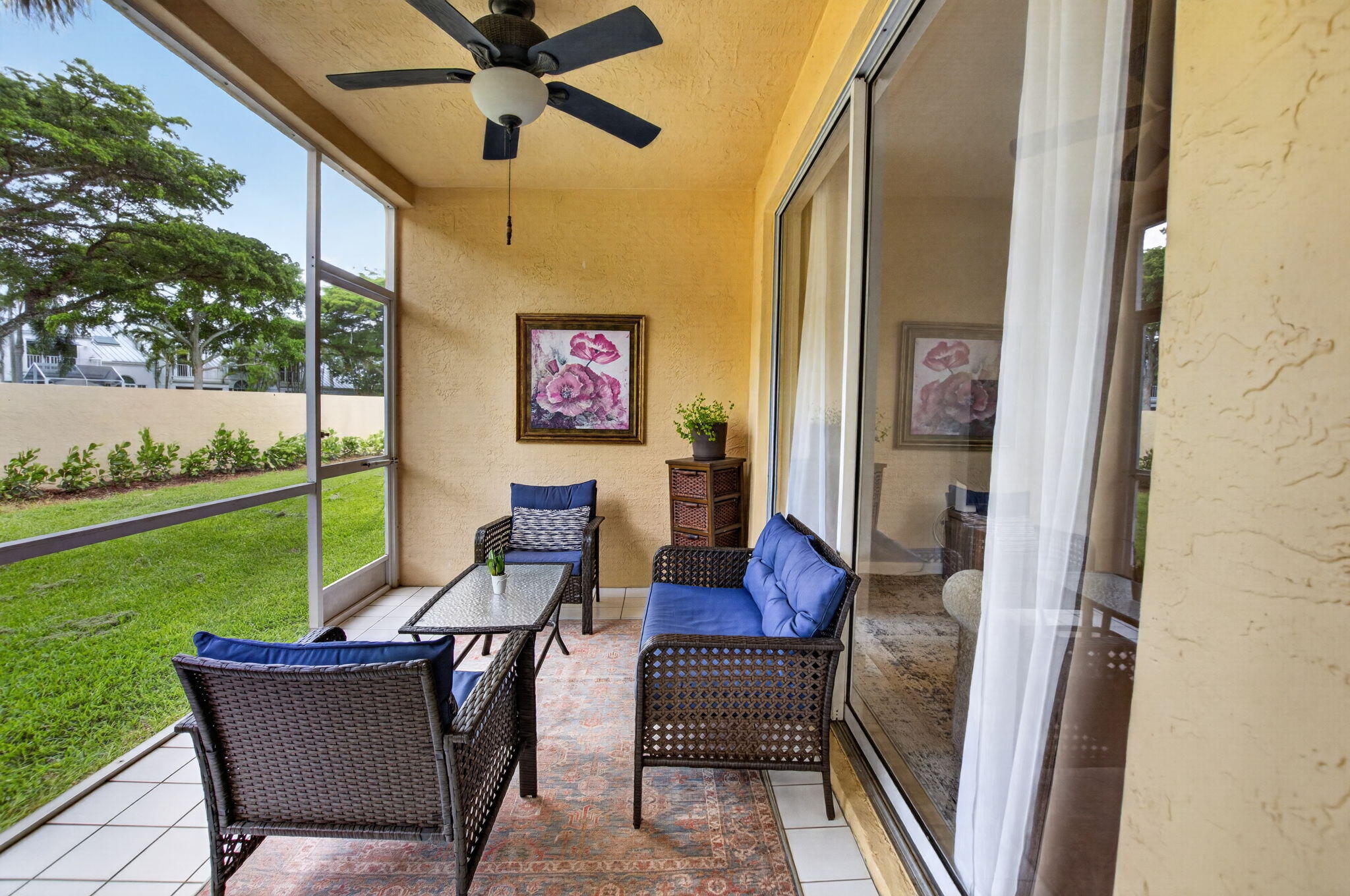 EASTBROOKE COACH HOMES CONDO - Residential
