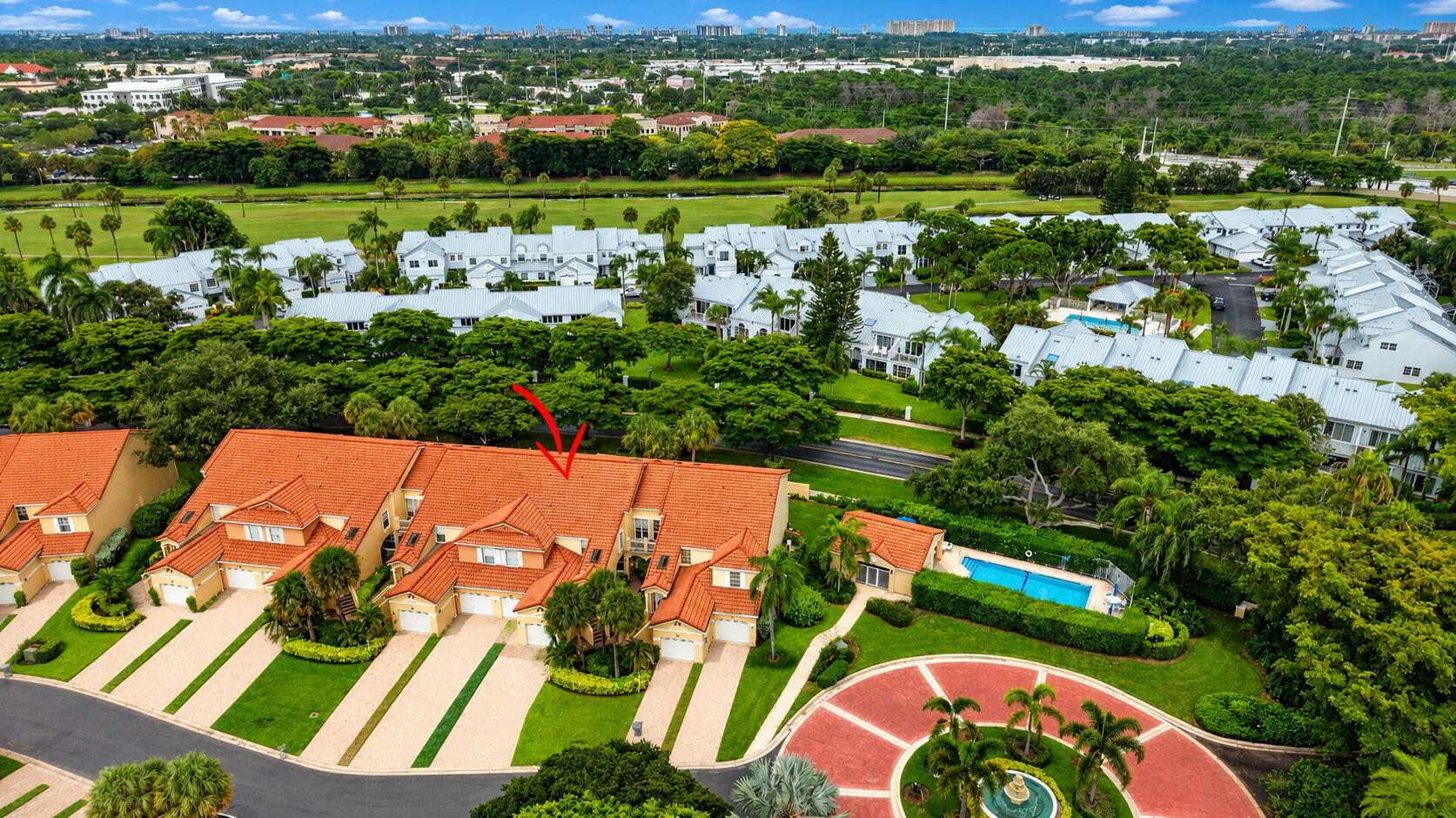 EASTBROOKE COACH HOMES CONDO - Residential