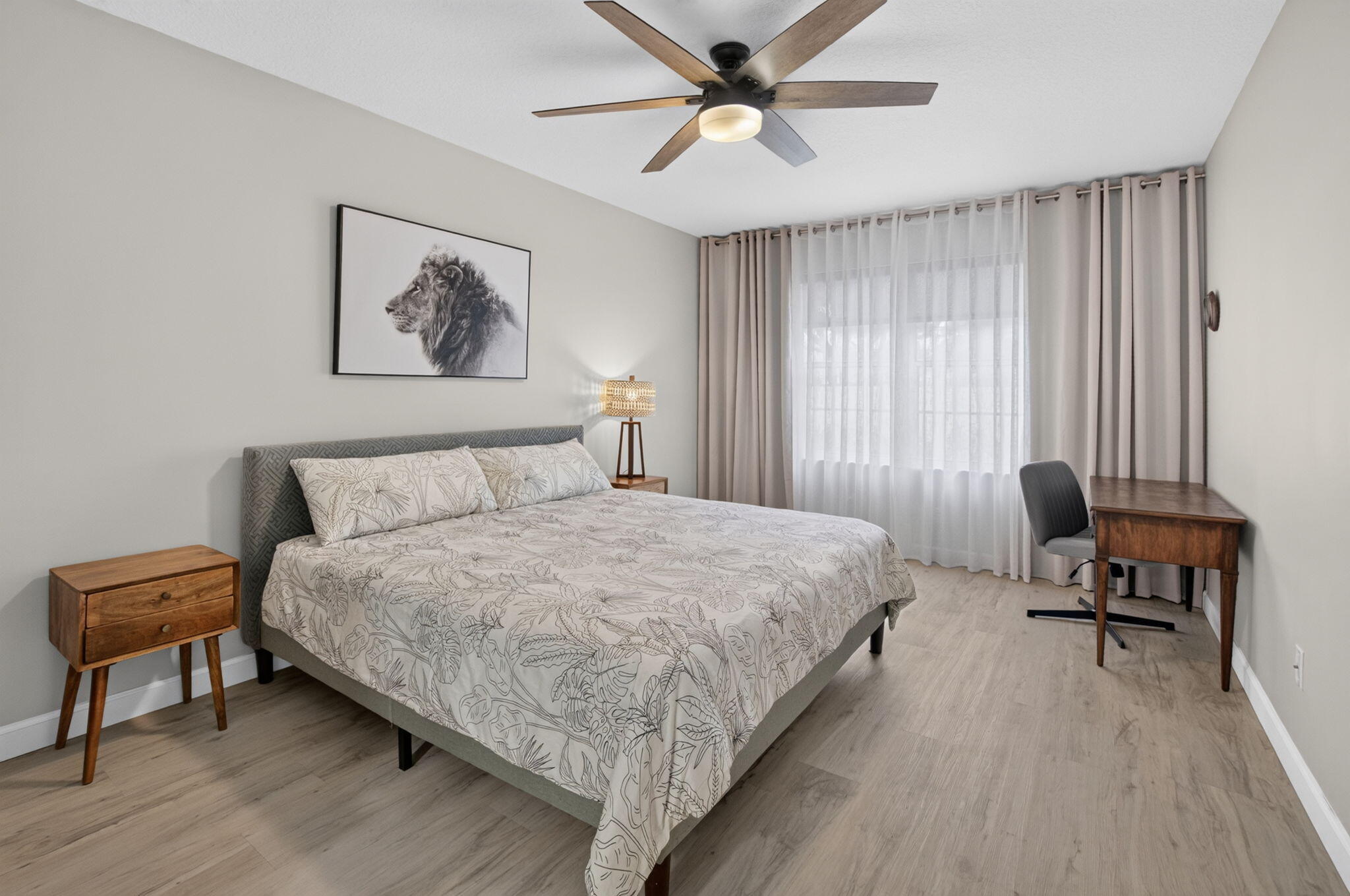 EASTBROOKE COACH HOMES CONDO - Residential