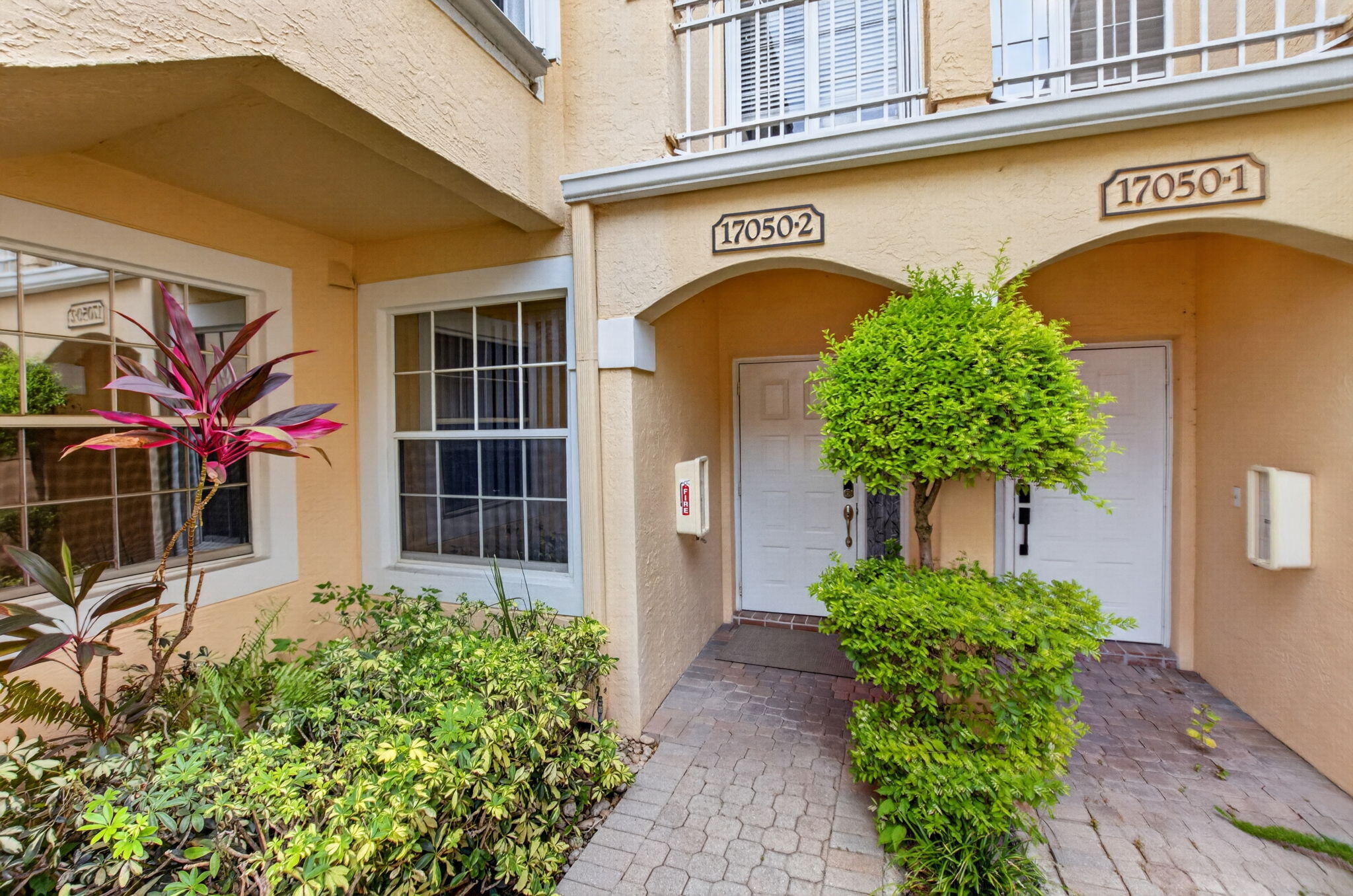 EASTBROOKE COACH HOMES CONDO - Residential
