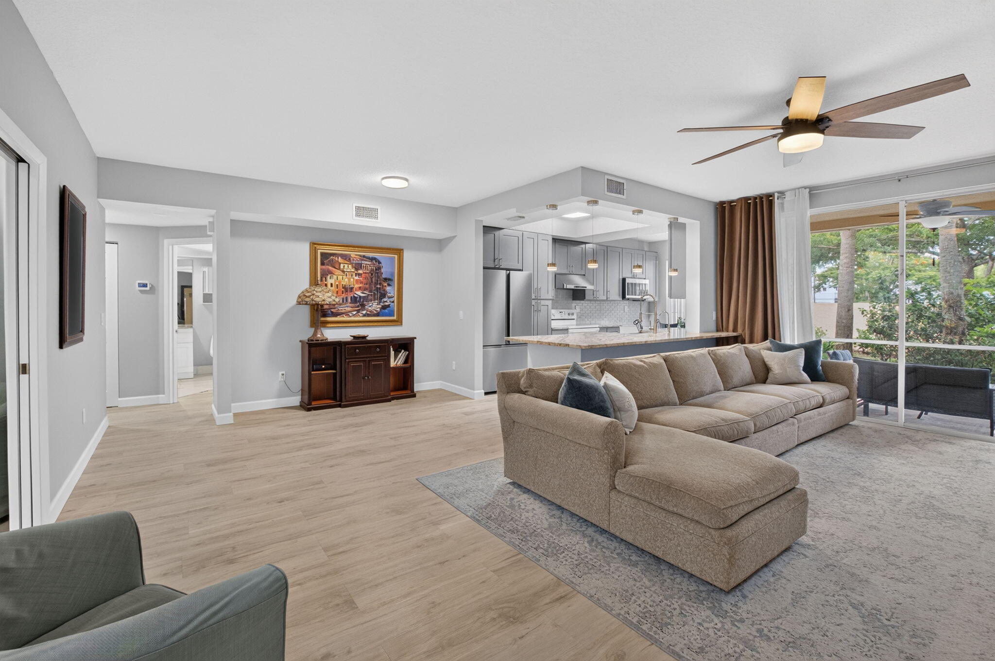 EASTBROOKE COACH HOMES CONDO - Residential