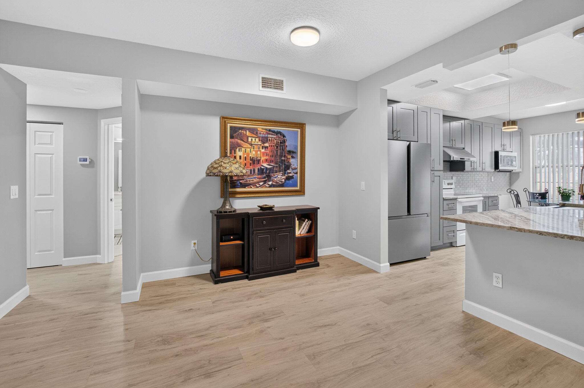 EASTBROOKE COACH HOMES CONDO - Residential