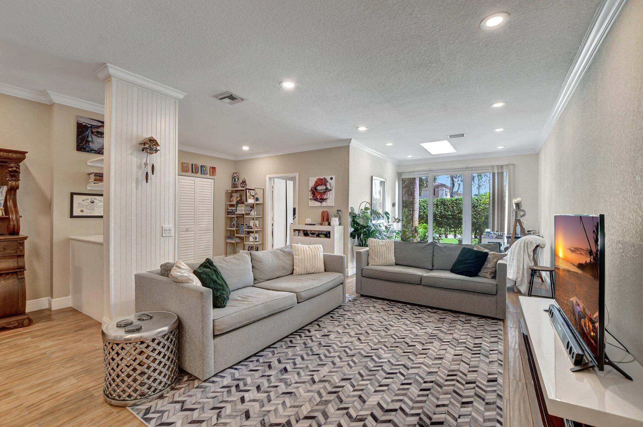 PLUM AT BOCA POINTE CONDOS ONE THRU 15 FILED IN OR - Residential