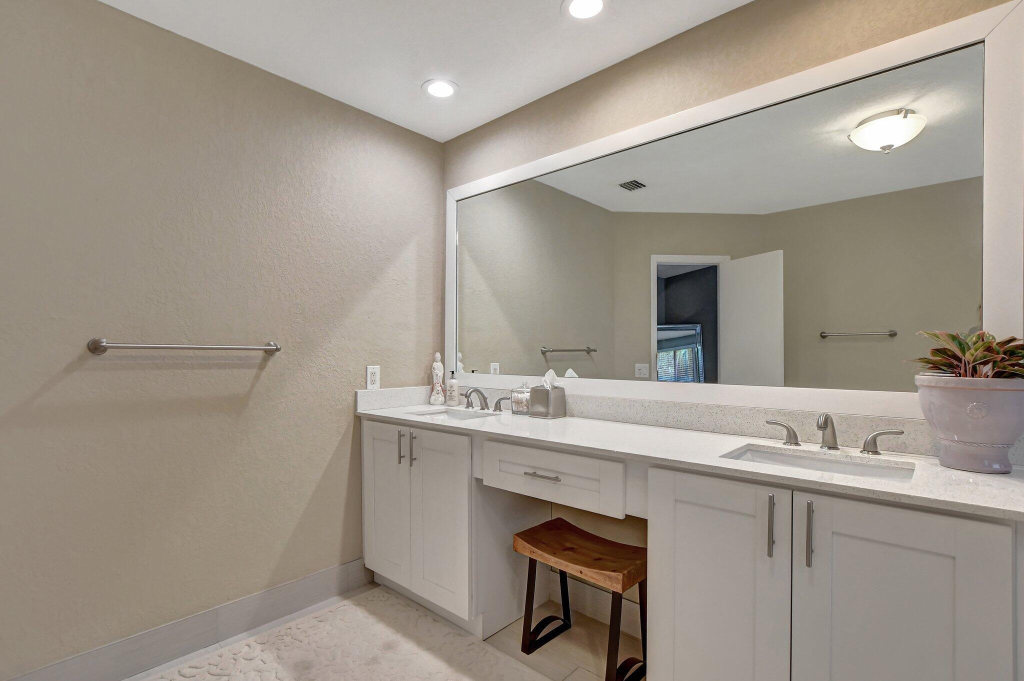 PLUM AT BOCA POINTE CONDOS ONE THRU 15 FILED IN OR - Residential