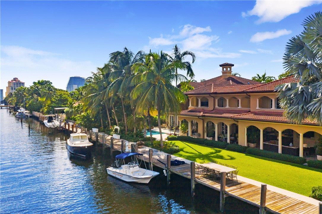 Las Olas Isles - Residential
