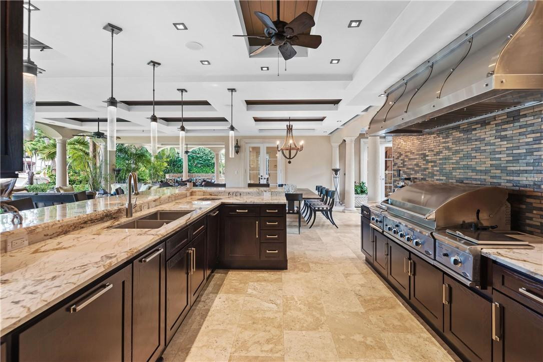 Las Olas Isles - Residential