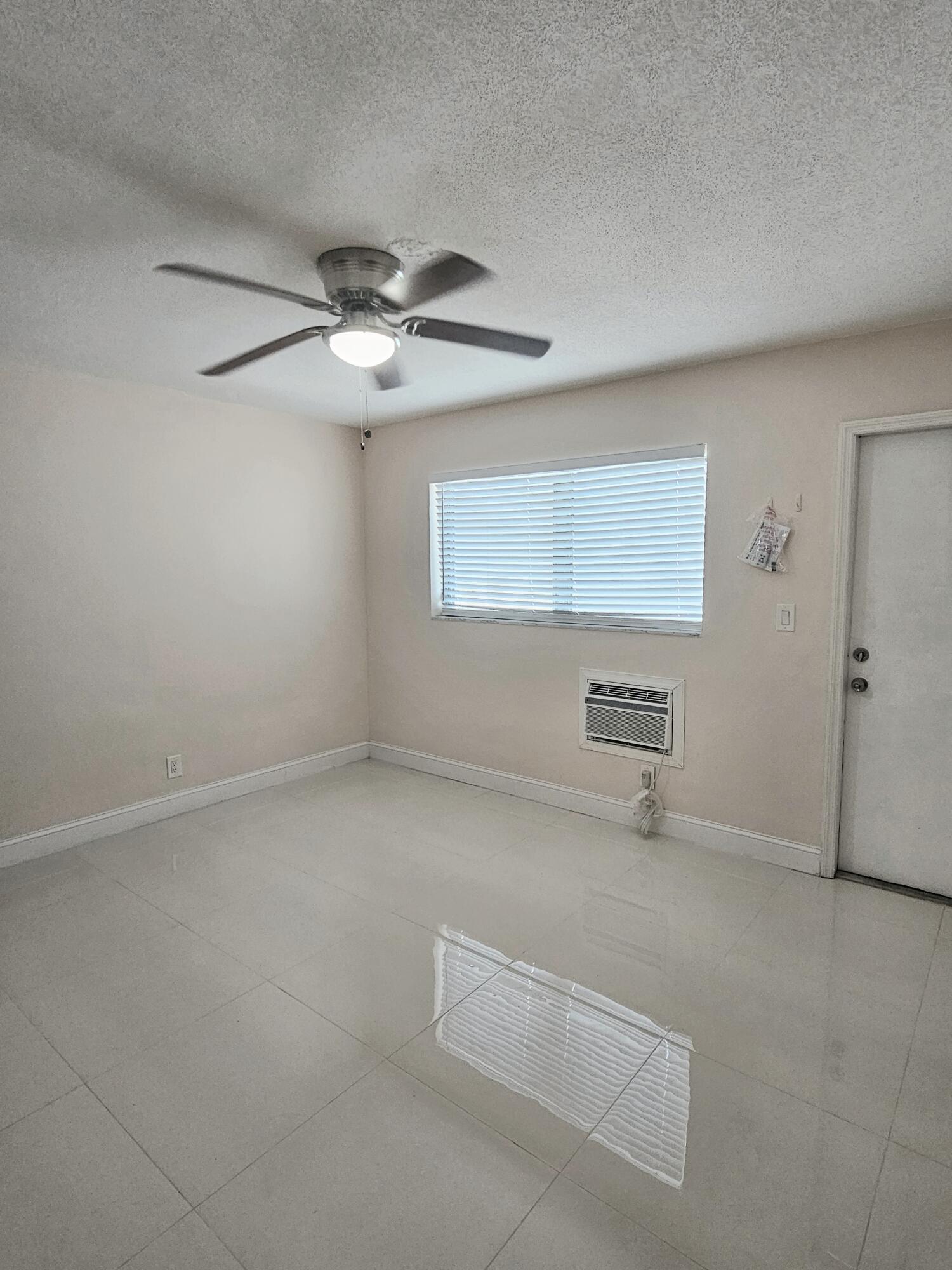 SUBURBANITE SQUARE I CO-OP - Residential
