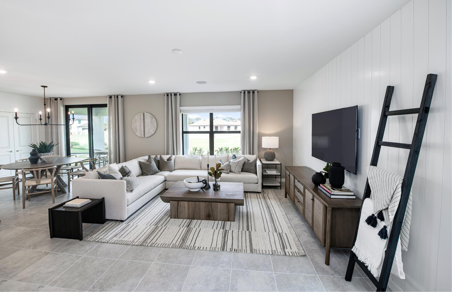 WHISPERING LAKES PHASE 2 - Residential