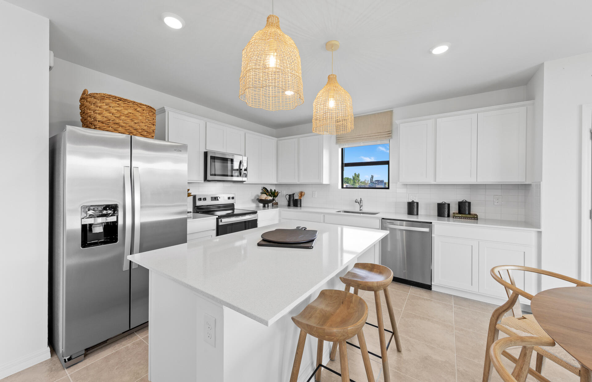 WHISPERING LAKES PHASE 2 - Residential