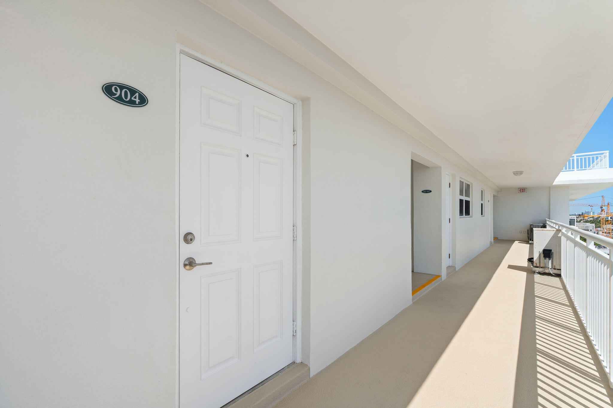 HILLSBORO ISLAND HOUSE CONDO - Residential