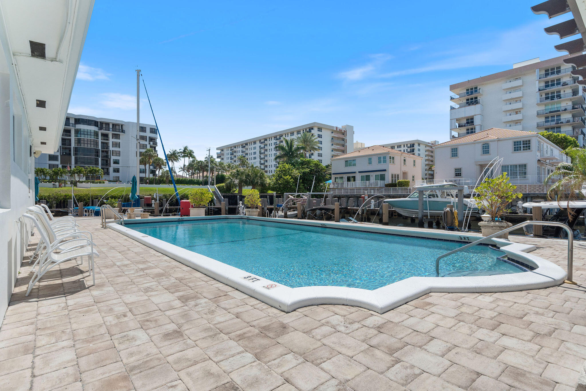 HILLSBORO ISLAND HOUSE CONDO - Residential