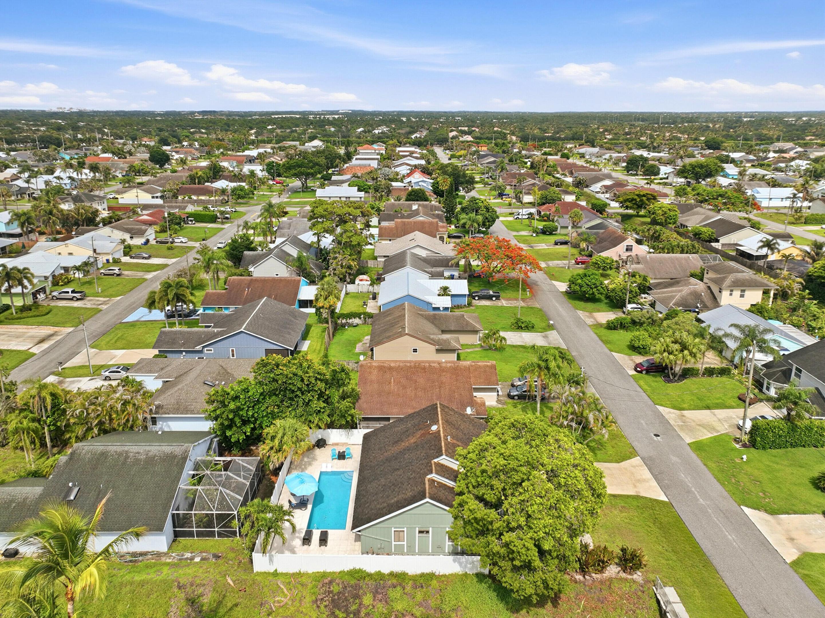 NORTH PALM BEACH HEIGHTS - Residential