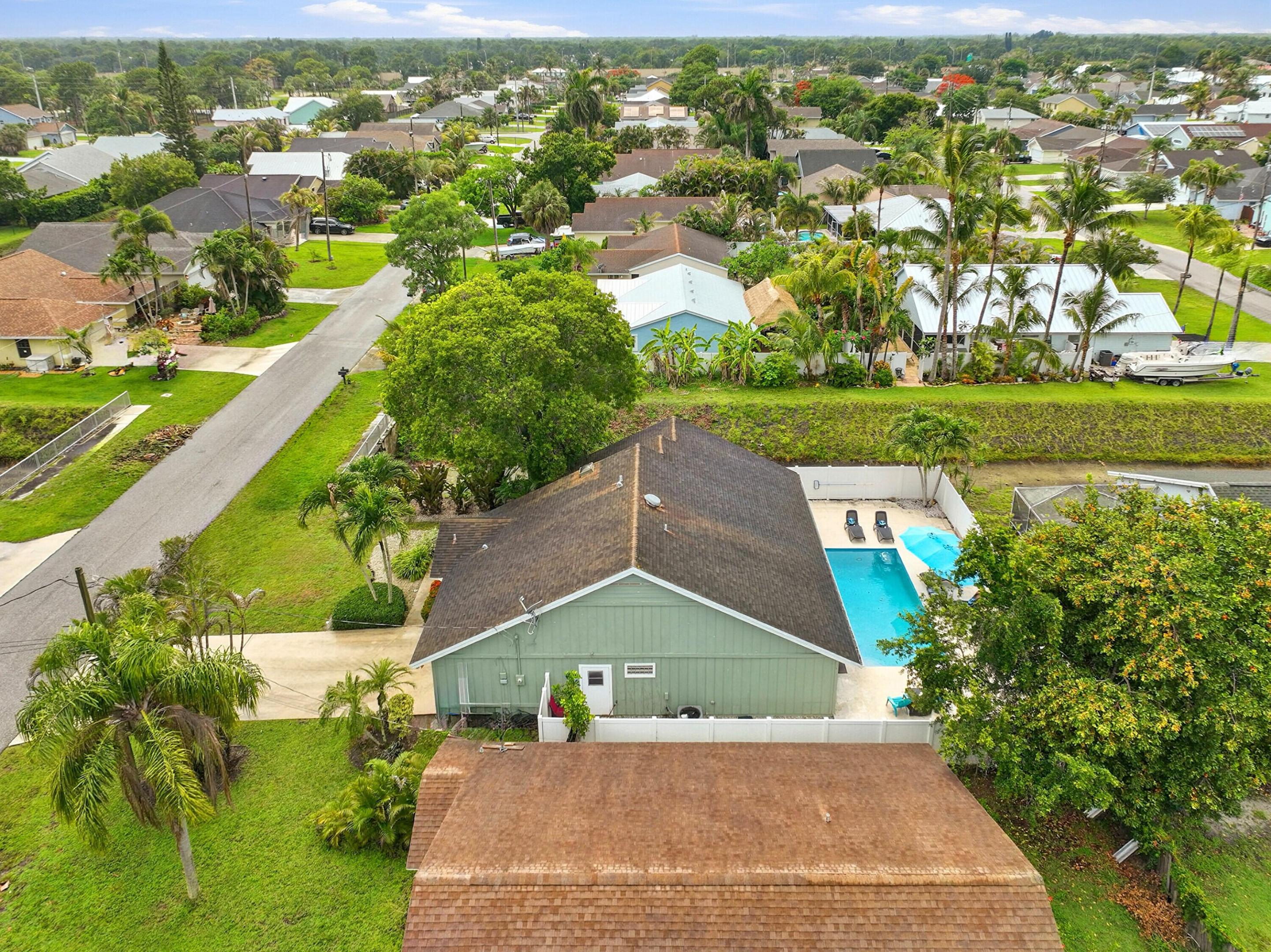 NORTH PALM BEACH HEIGHTS - Residential