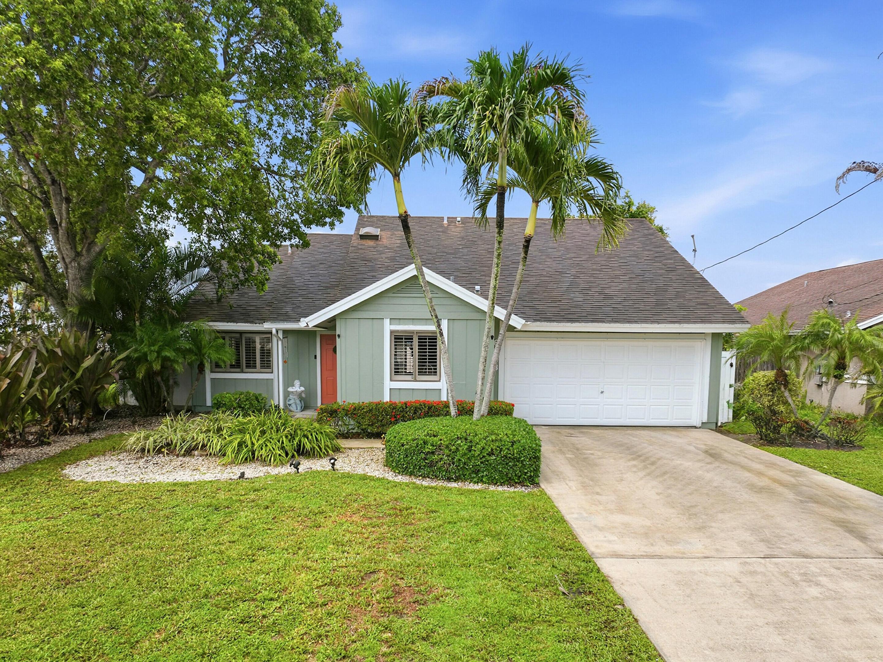 NORTH PALM BEACH HEIGHTS - Residential