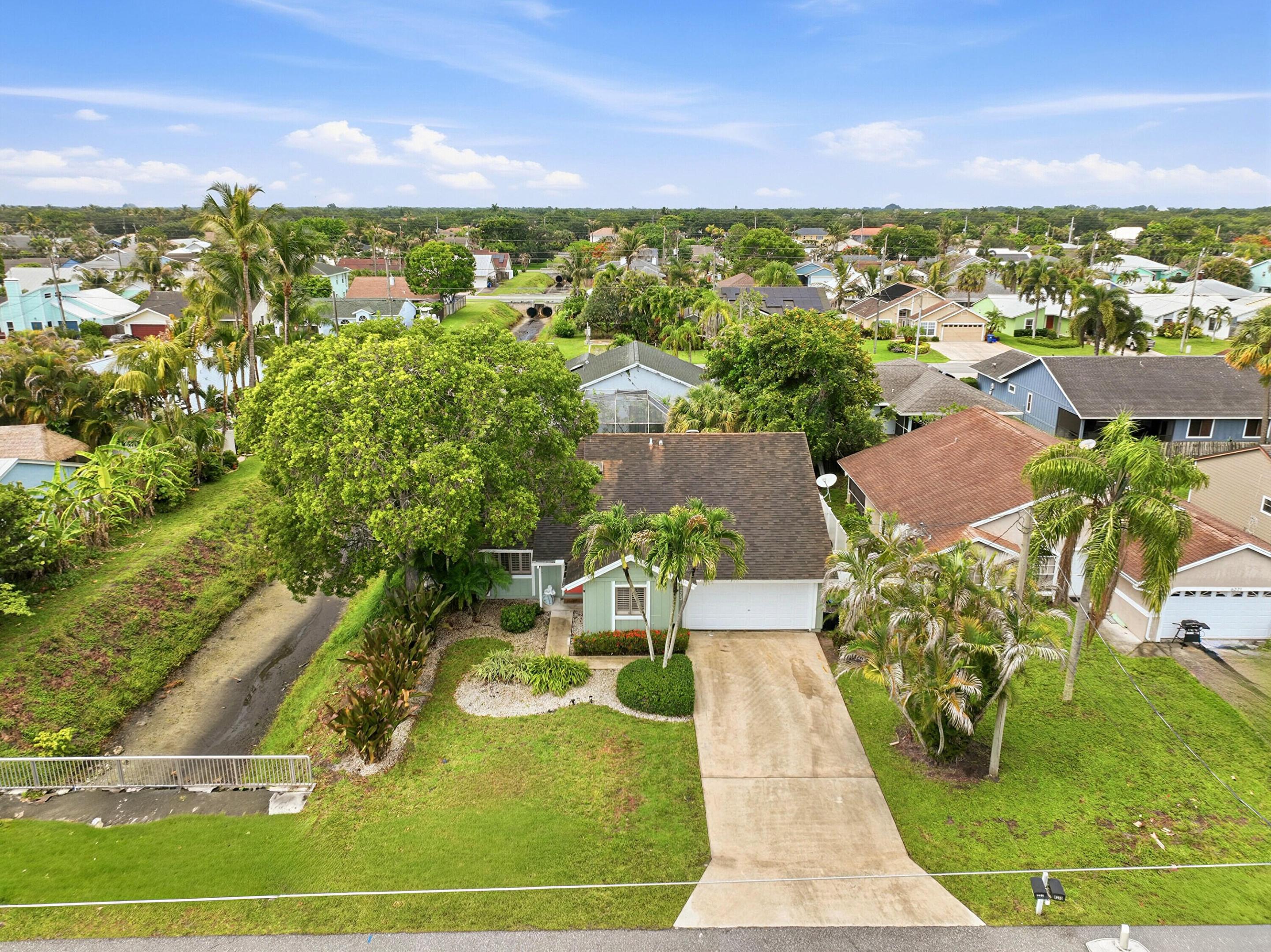 NORTH PALM BEACH HEIGHTS - Residential