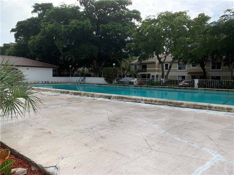 CORAL GARDENS II - Residential