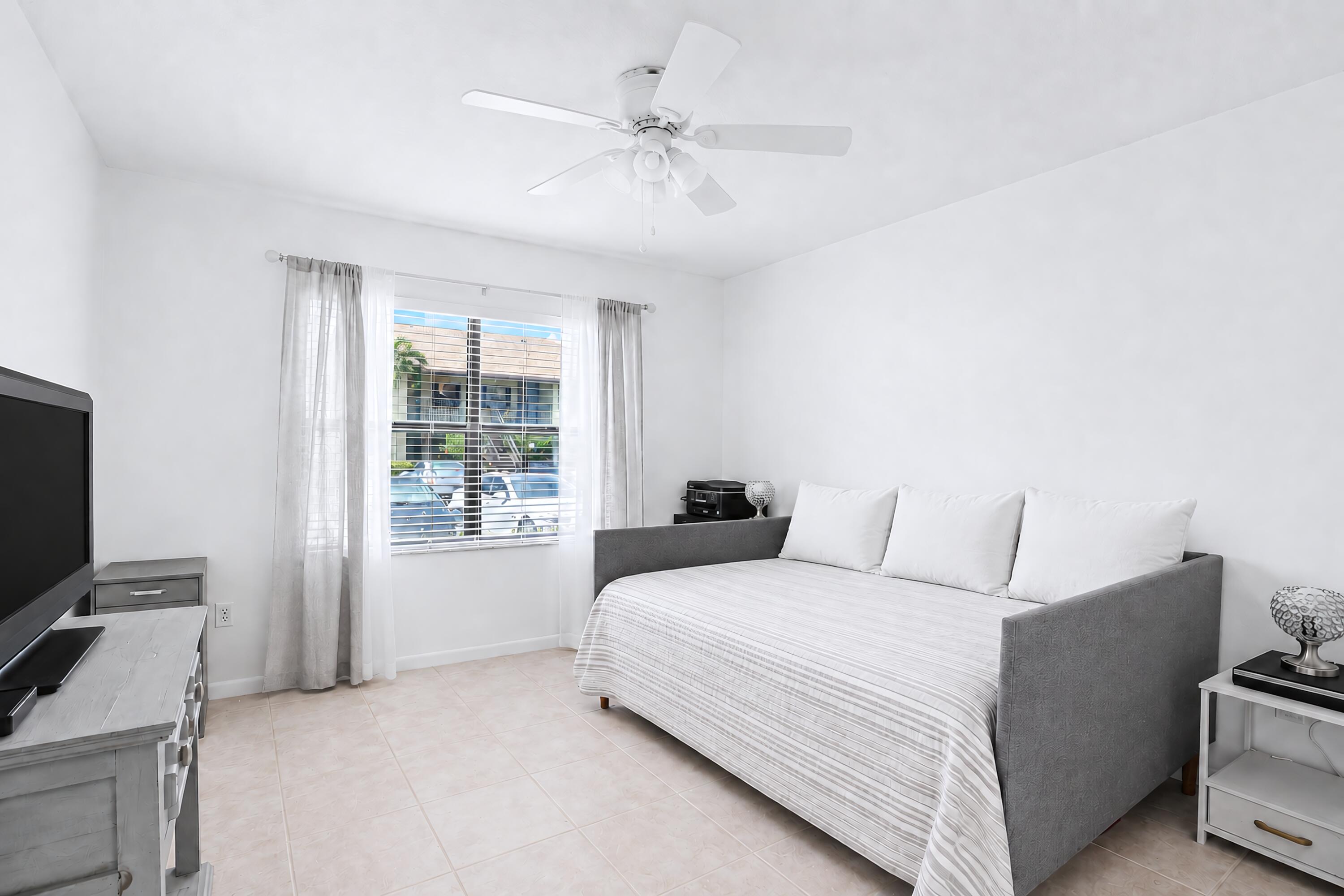 GARDENS OF WILLOW BEND CONDOS - Residential