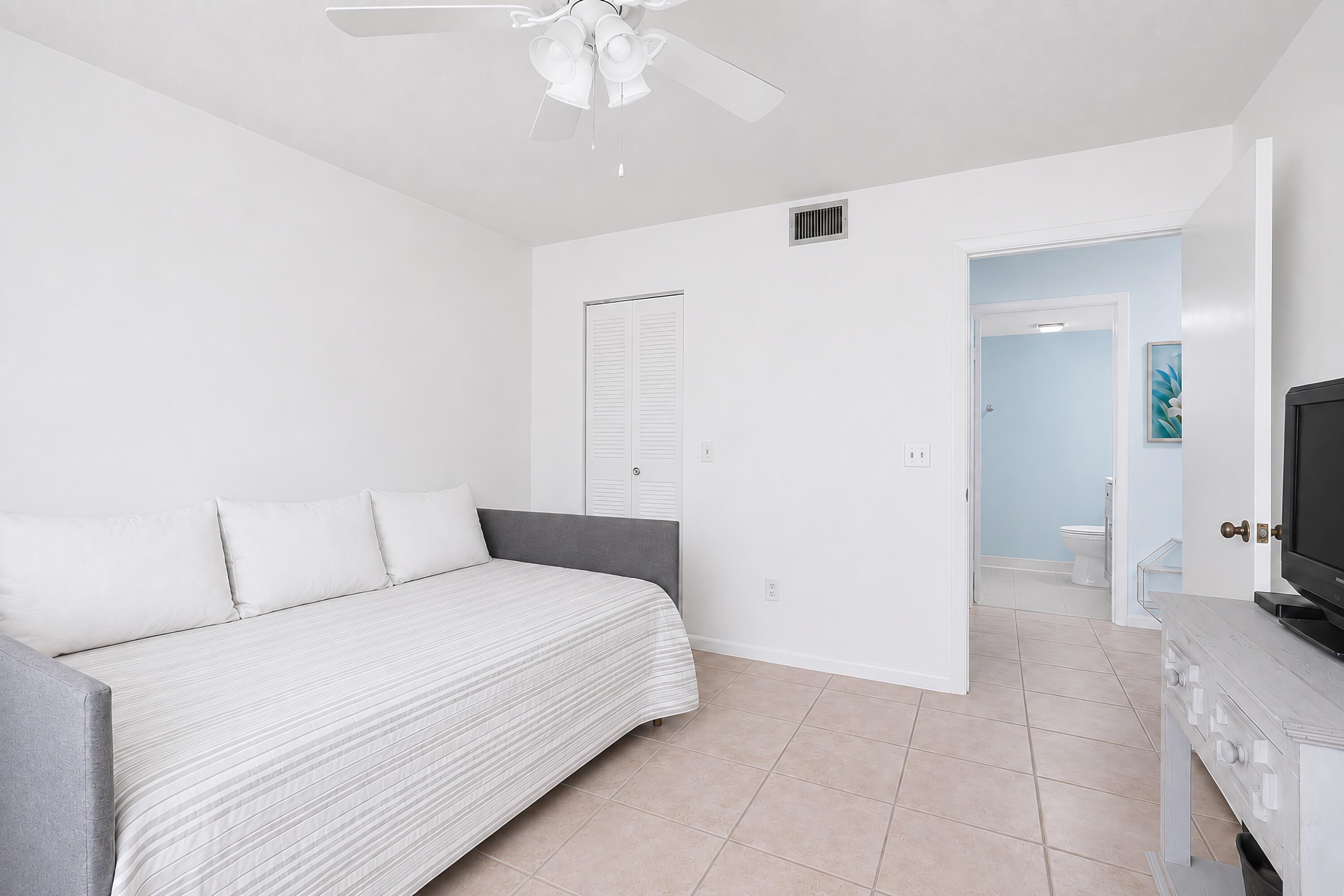 GARDENS OF WILLOW BEND CONDOS - Residential