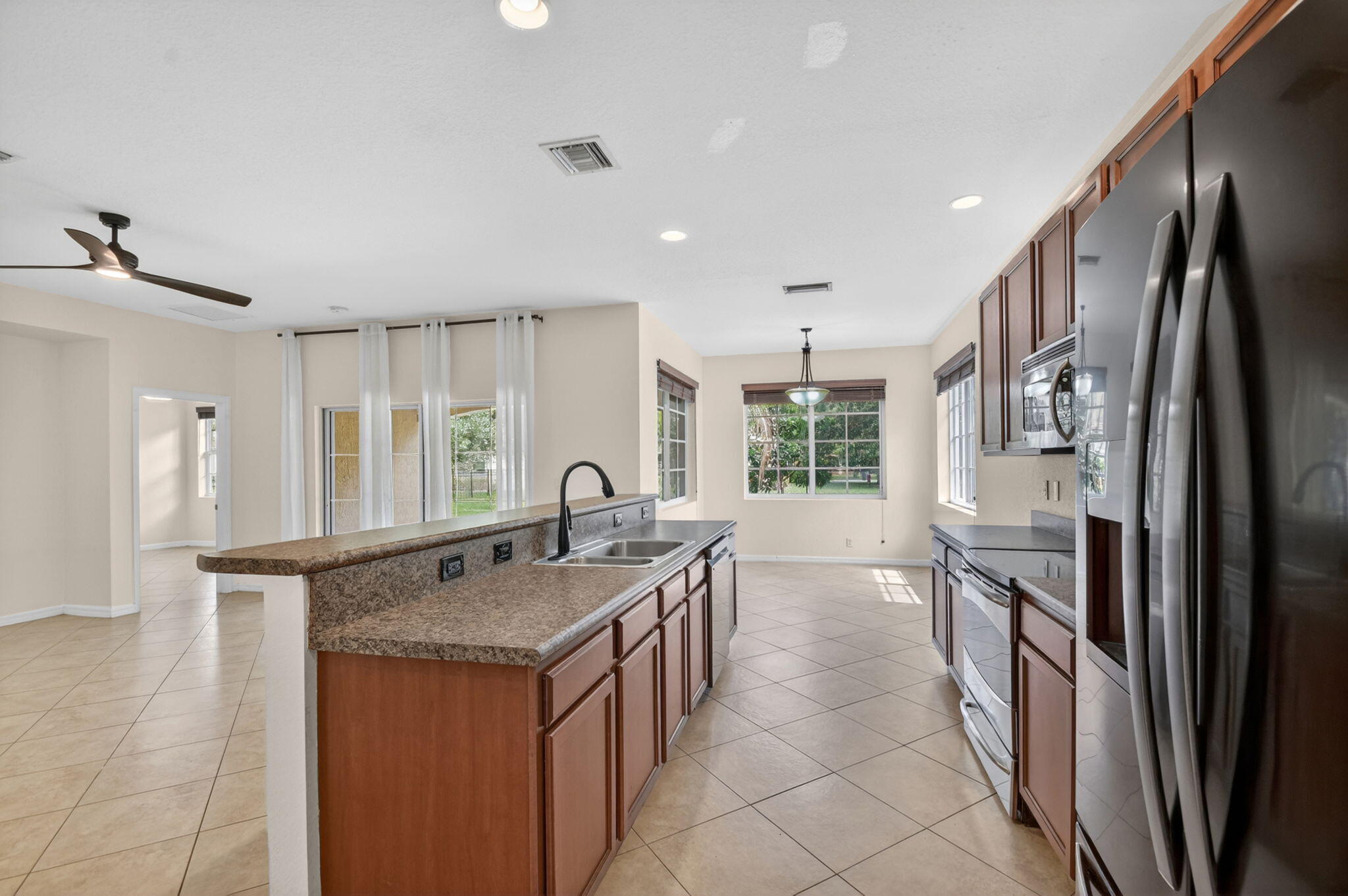 SAGEWOOD - Residential