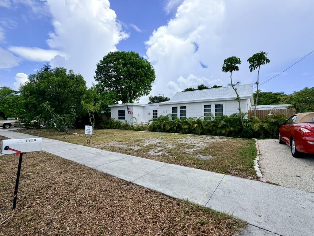 LAKE WORTH HEIGHTS - Residential Lease