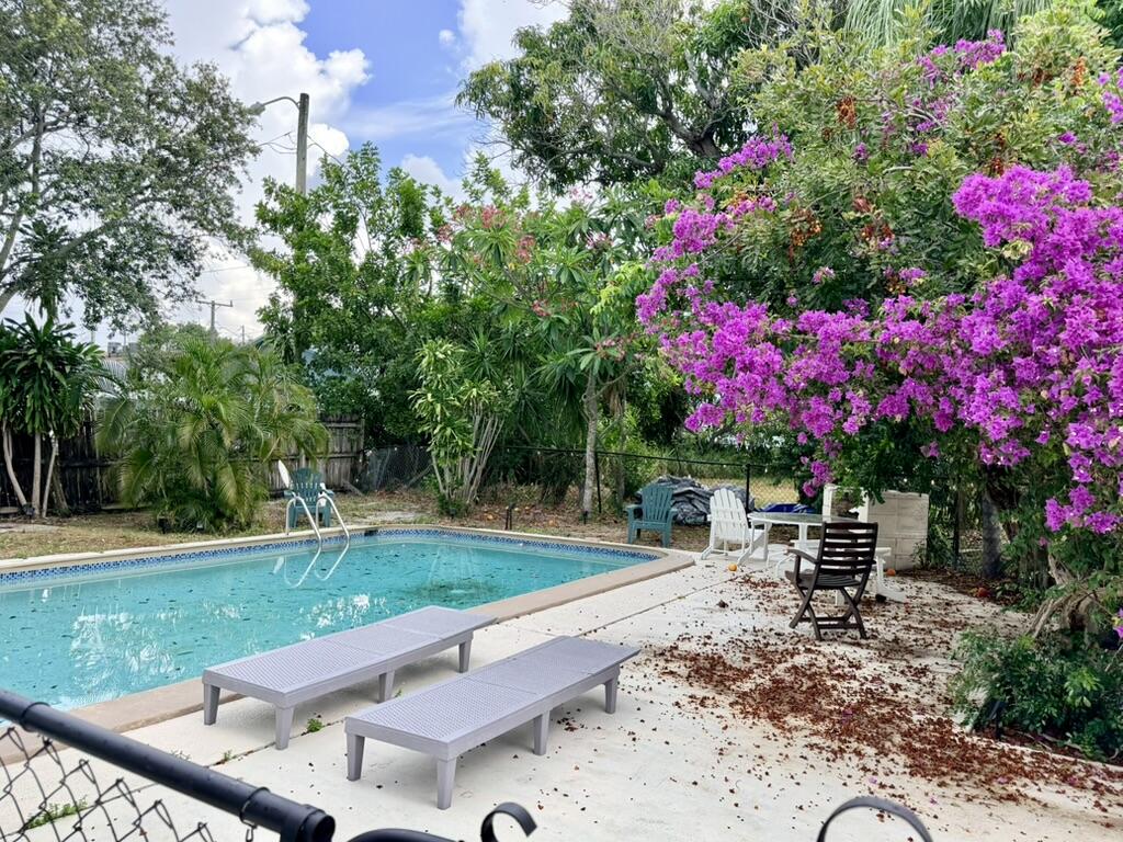 LAKE WORTH HEIGHTS - Residential Lease