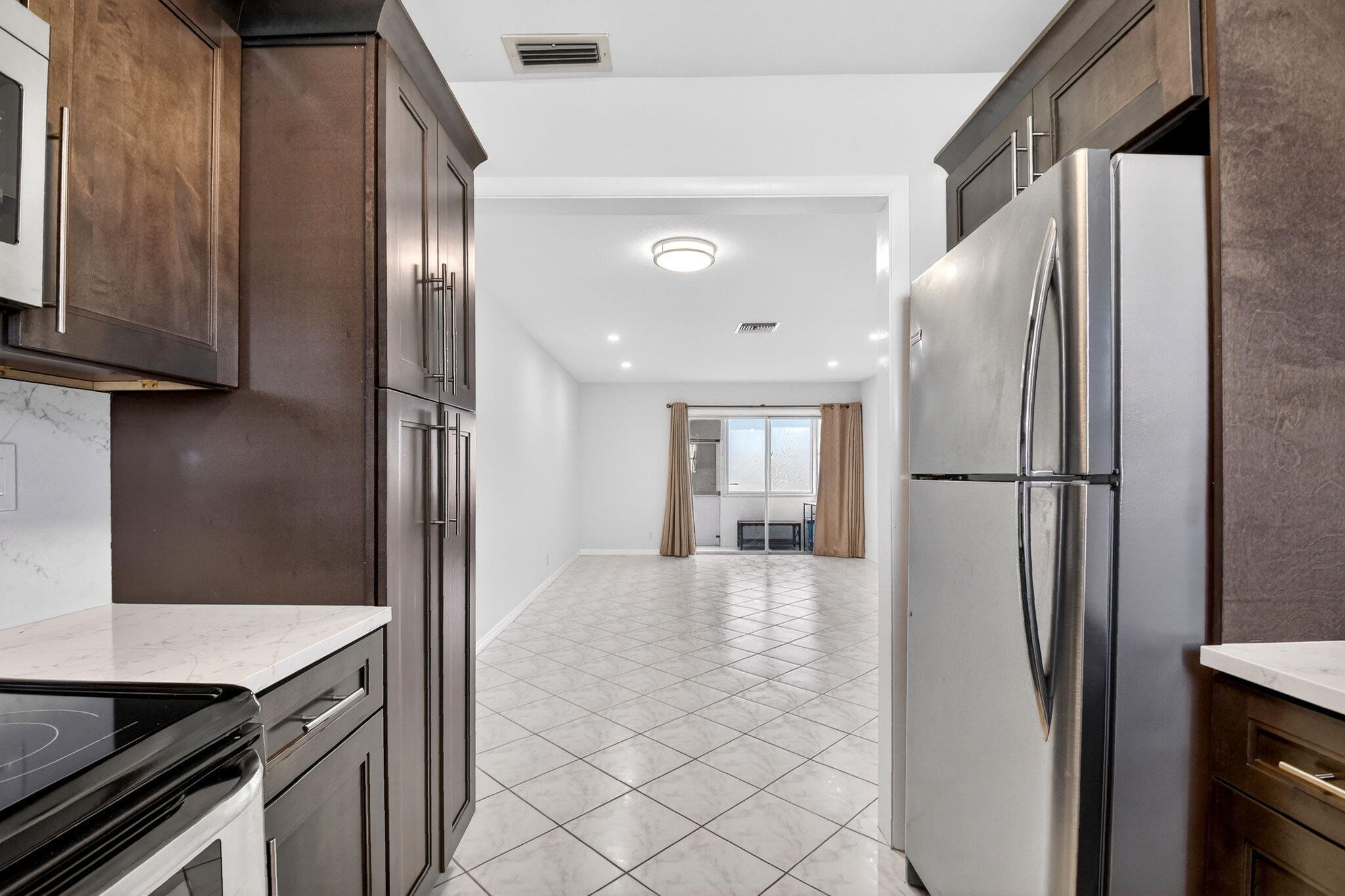 CRESTHAVEN VILLAS CONDO 24 - Residential