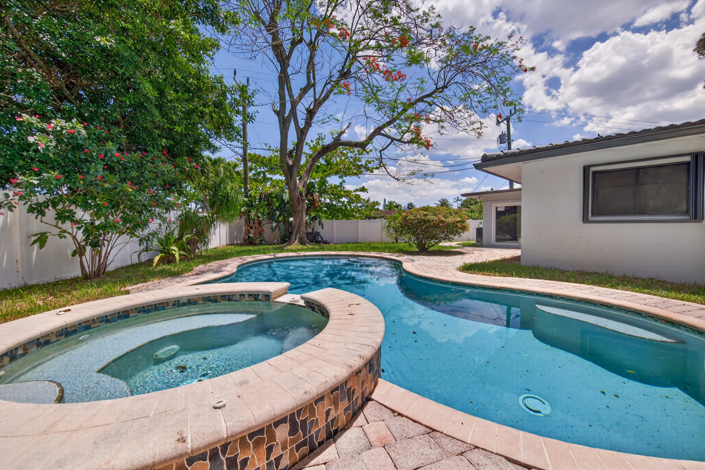 JENADA VILLAS 1 ADD - Residential