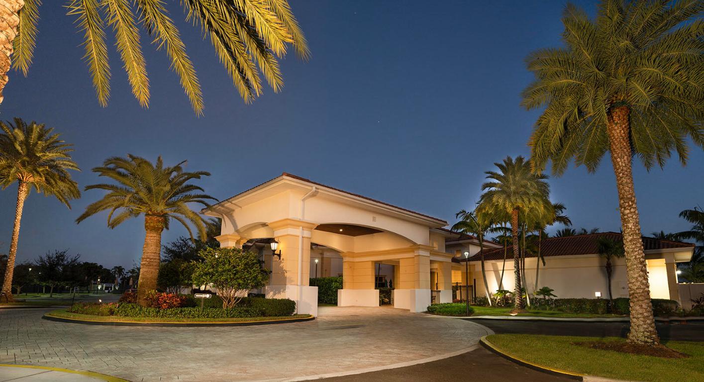 IBIS GOLF AND COUNTRY CLUB - BAY POINTE - Residential