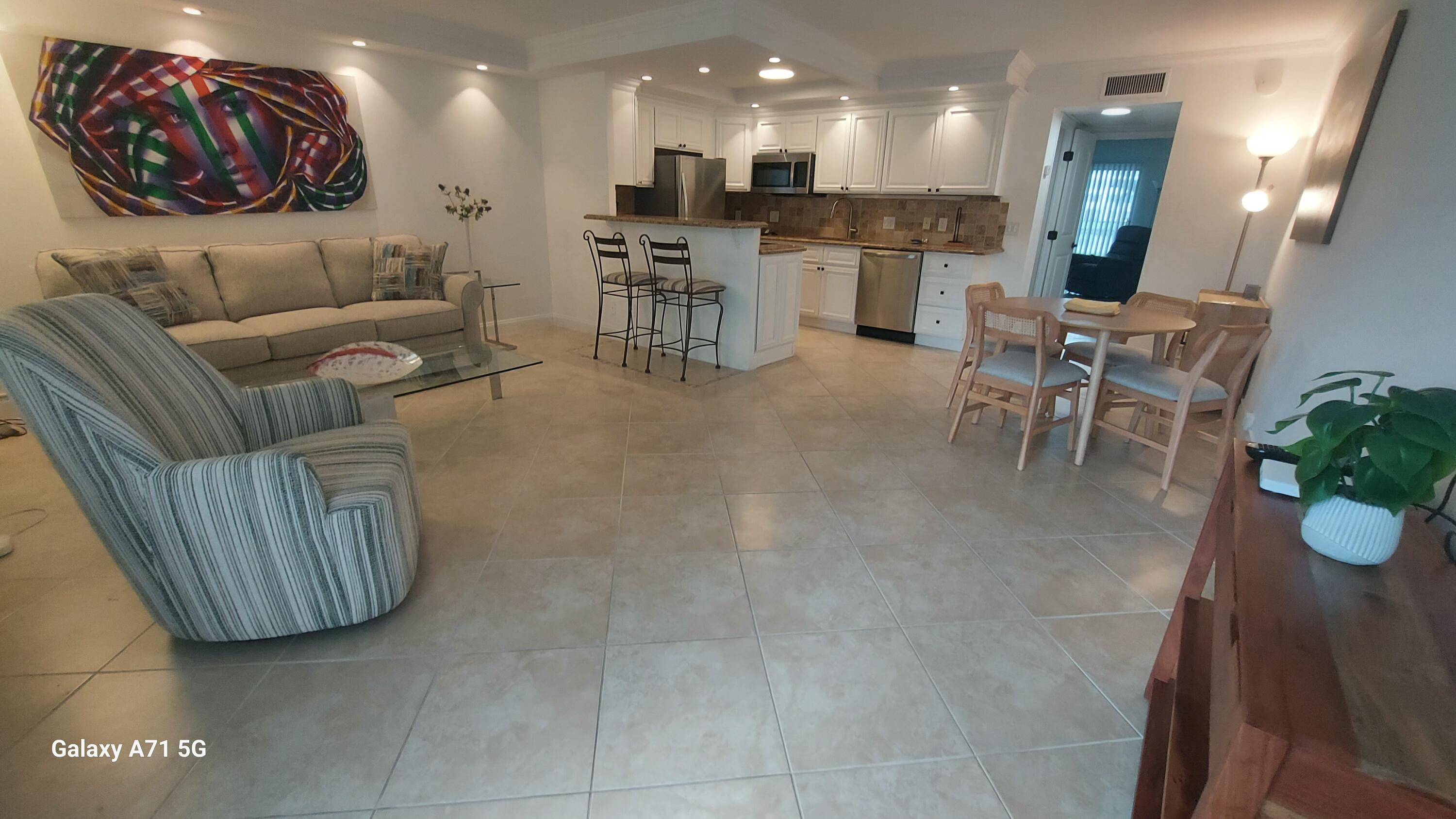 YARMOUTH AT CENTURY VILLAGE CONDO - Residential