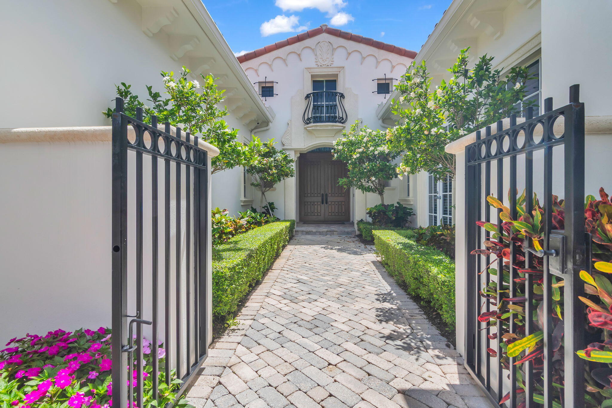 OLD PALM 2 - Residential