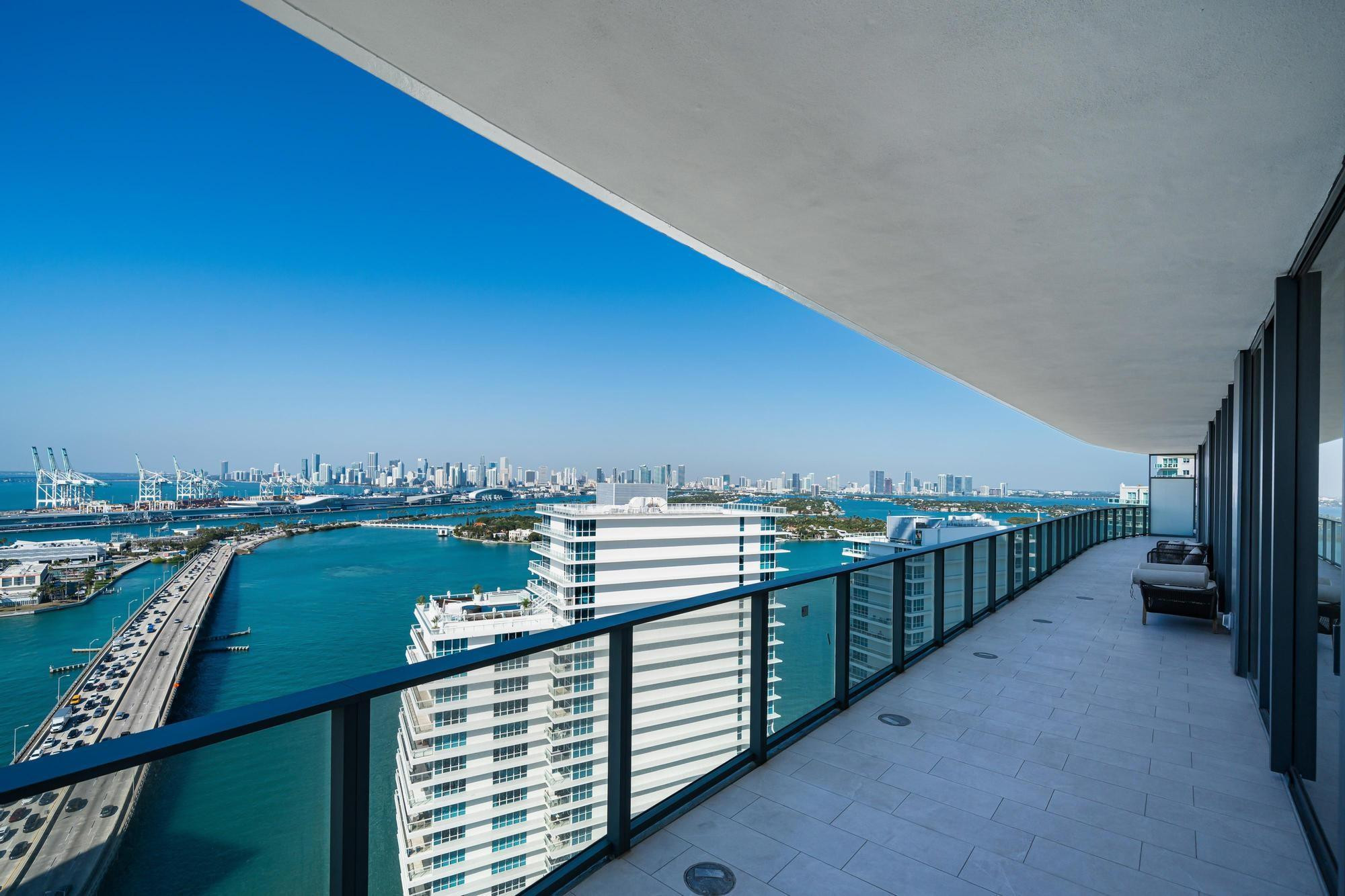 Five Park Residence - Residential