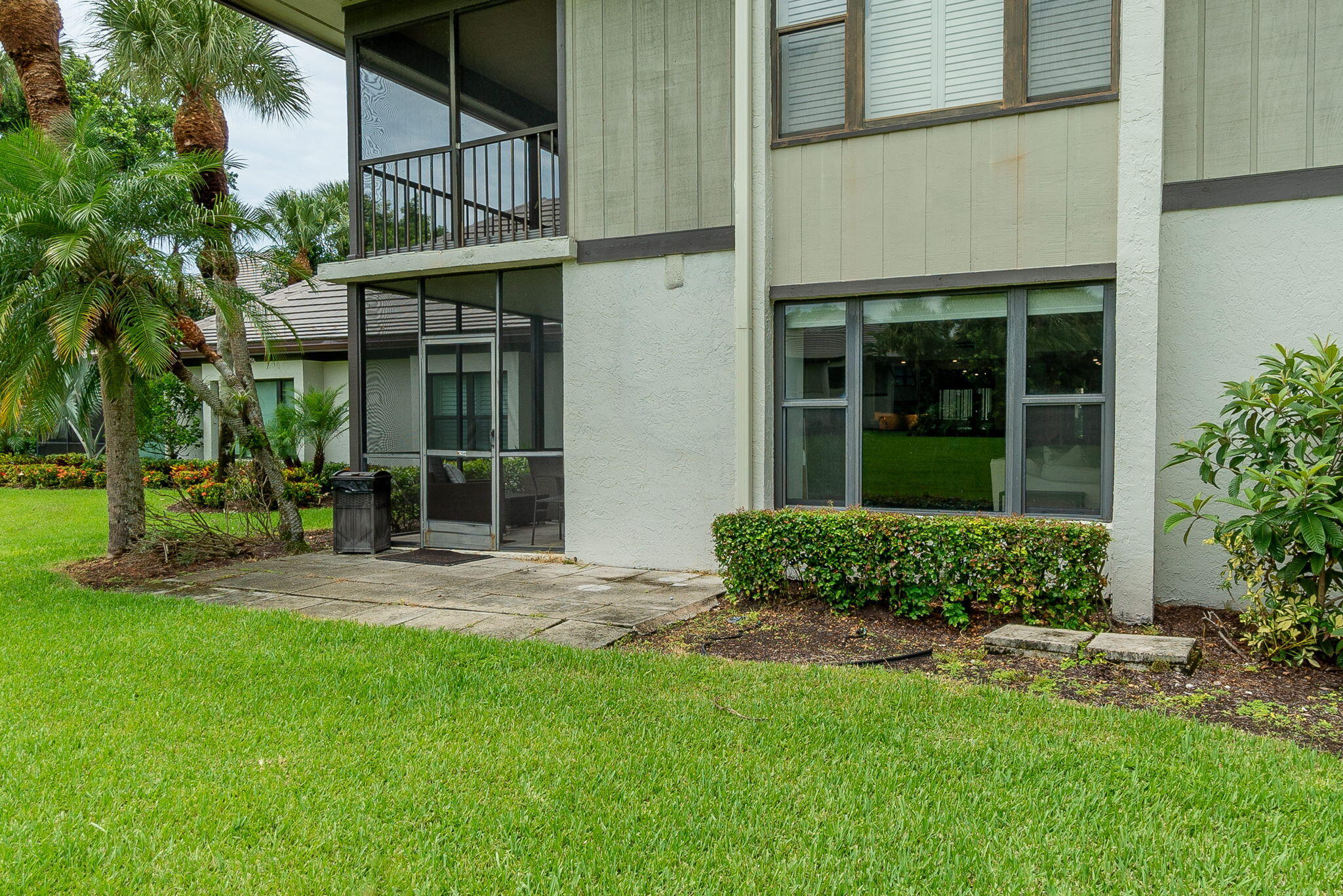 MEADOW BROOK CONDO - Residential Lease