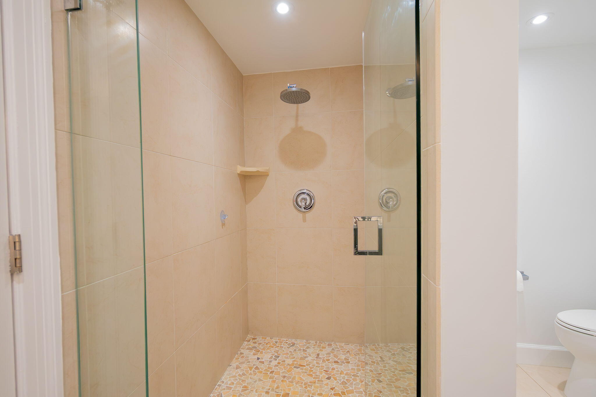 MEADOW BROOK CONDO - Residential Lease