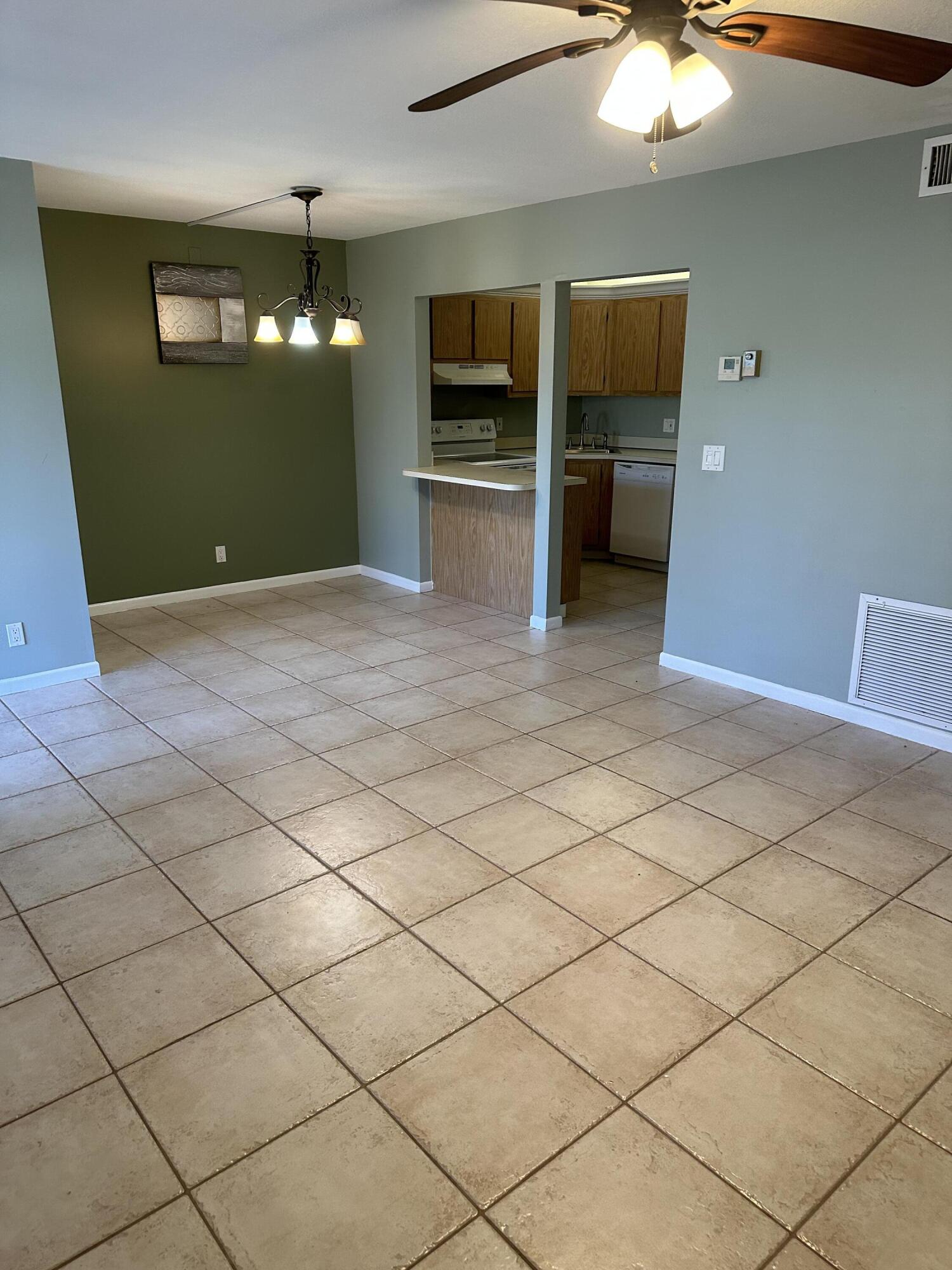 PINE RIDGE SOUTH IV CONDO - Residential