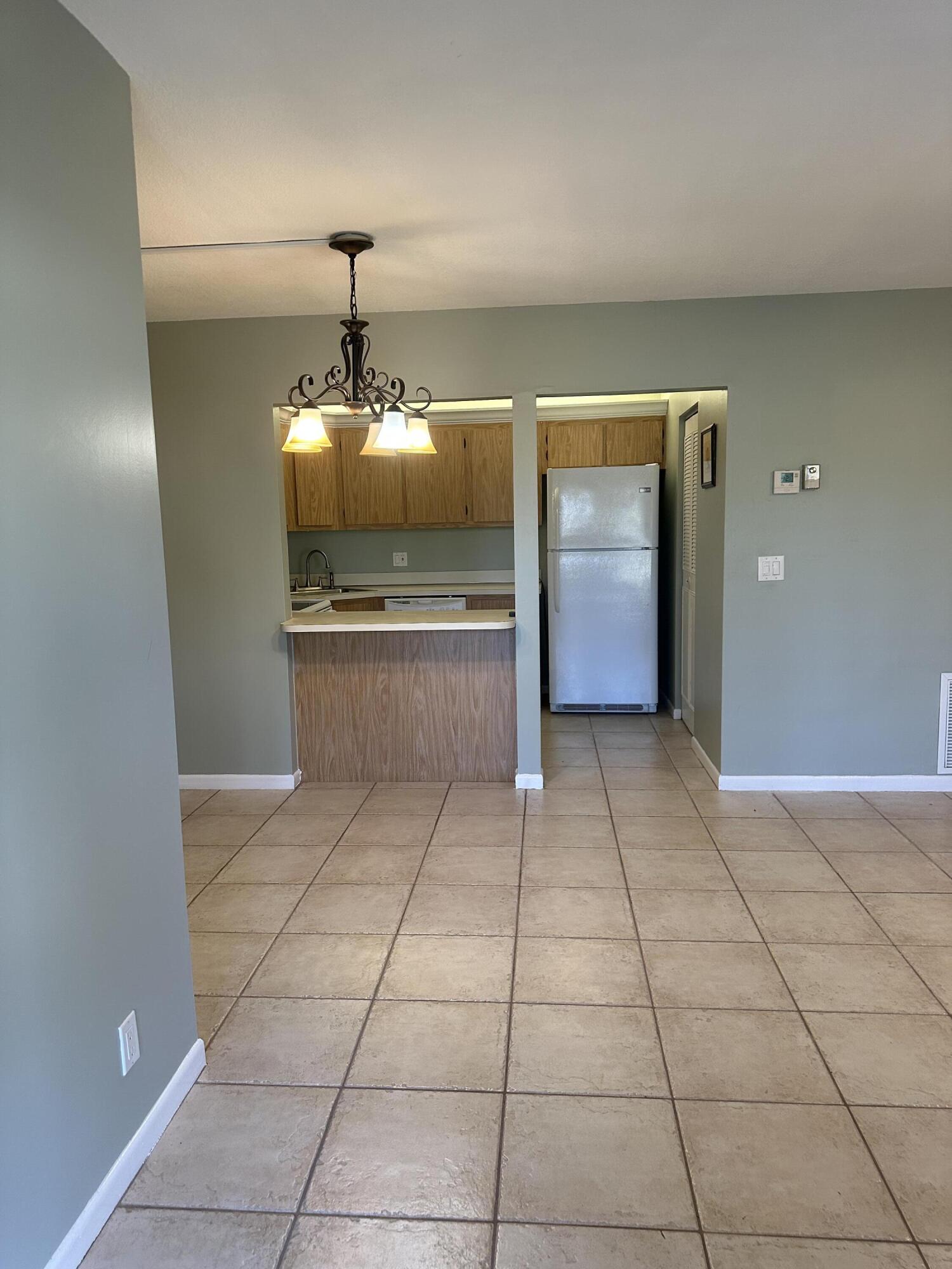 PINE RIDGE SOUTH IV CONDO - Residential