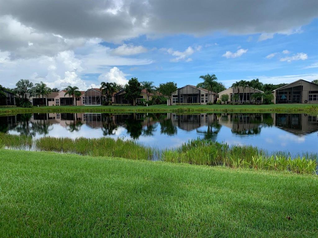 VALENCIA SHORES 3 - Residential