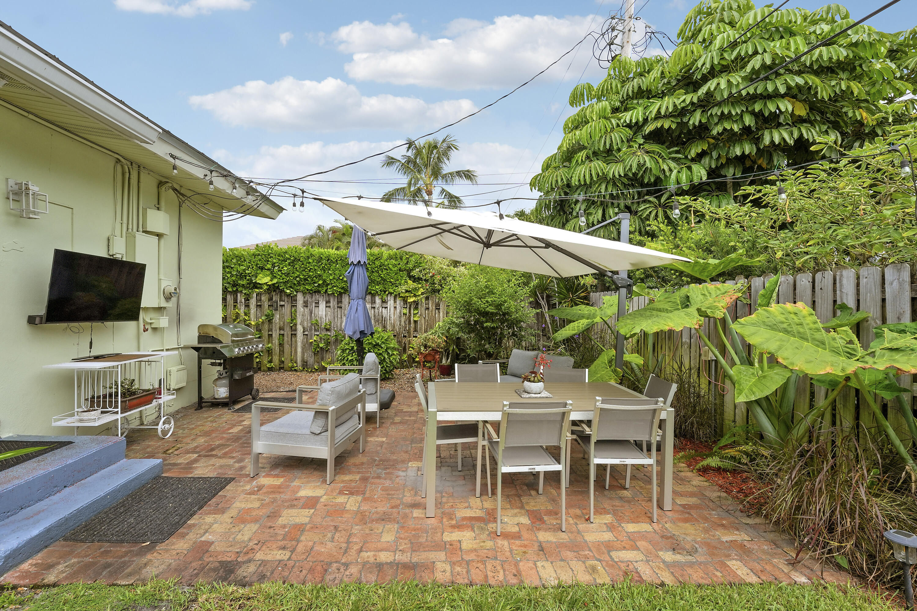 SWINTON HEIGHTS D B - Residential