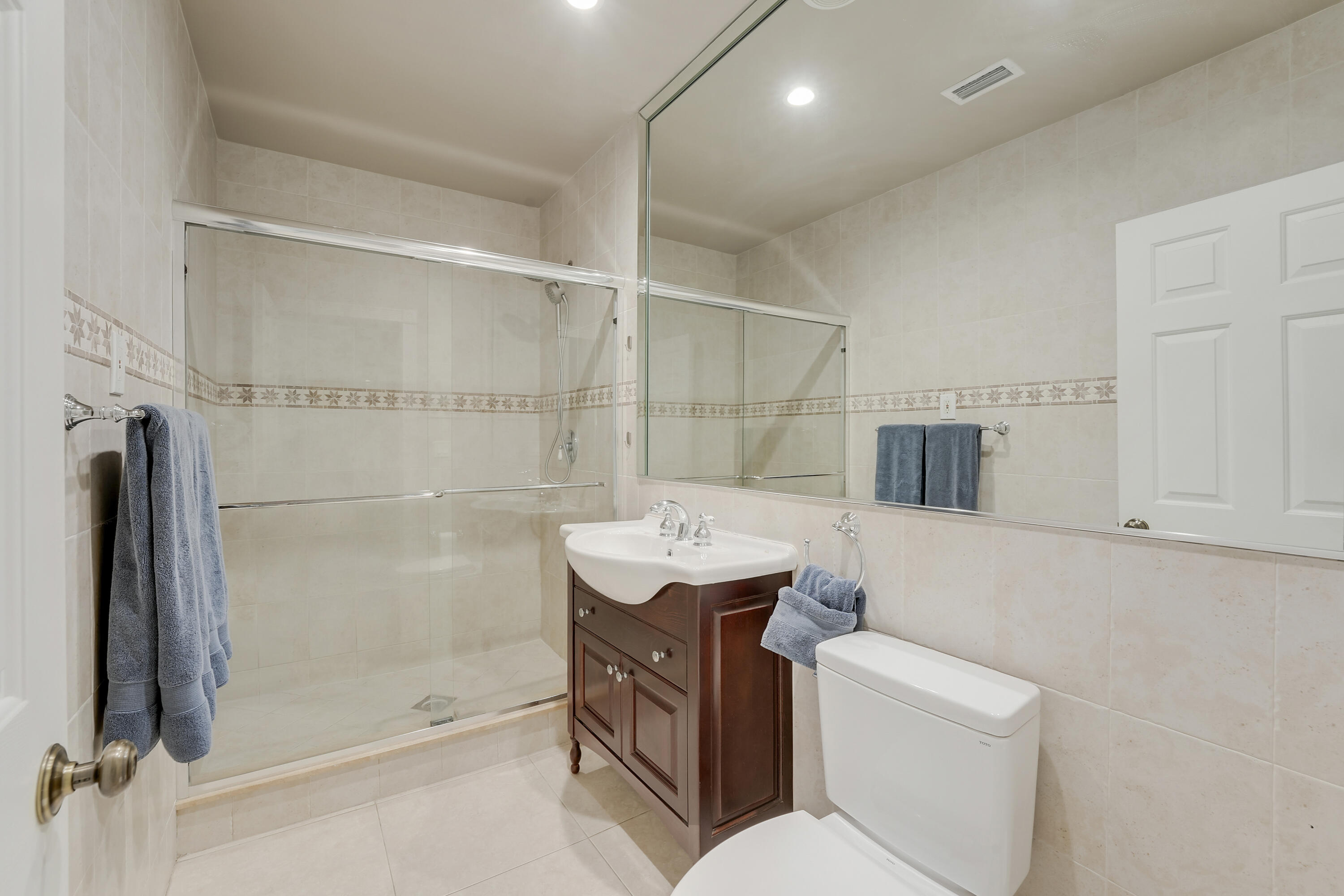 SWINTON HEIGHTS D B - Residential