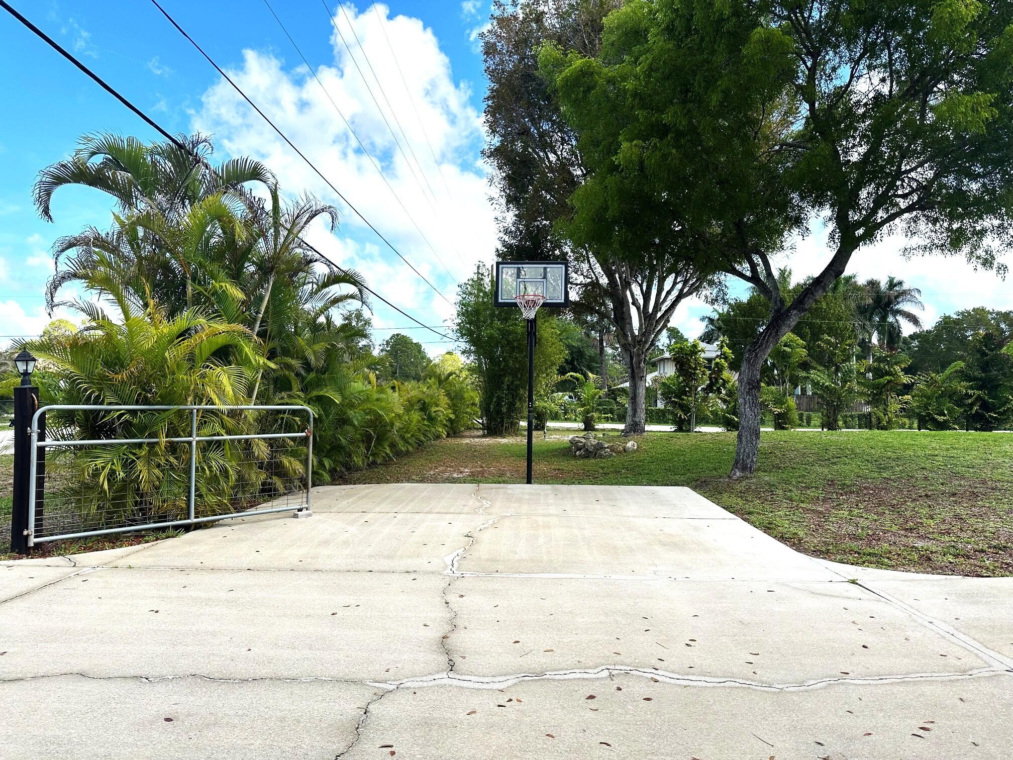 The Acreage - Residential